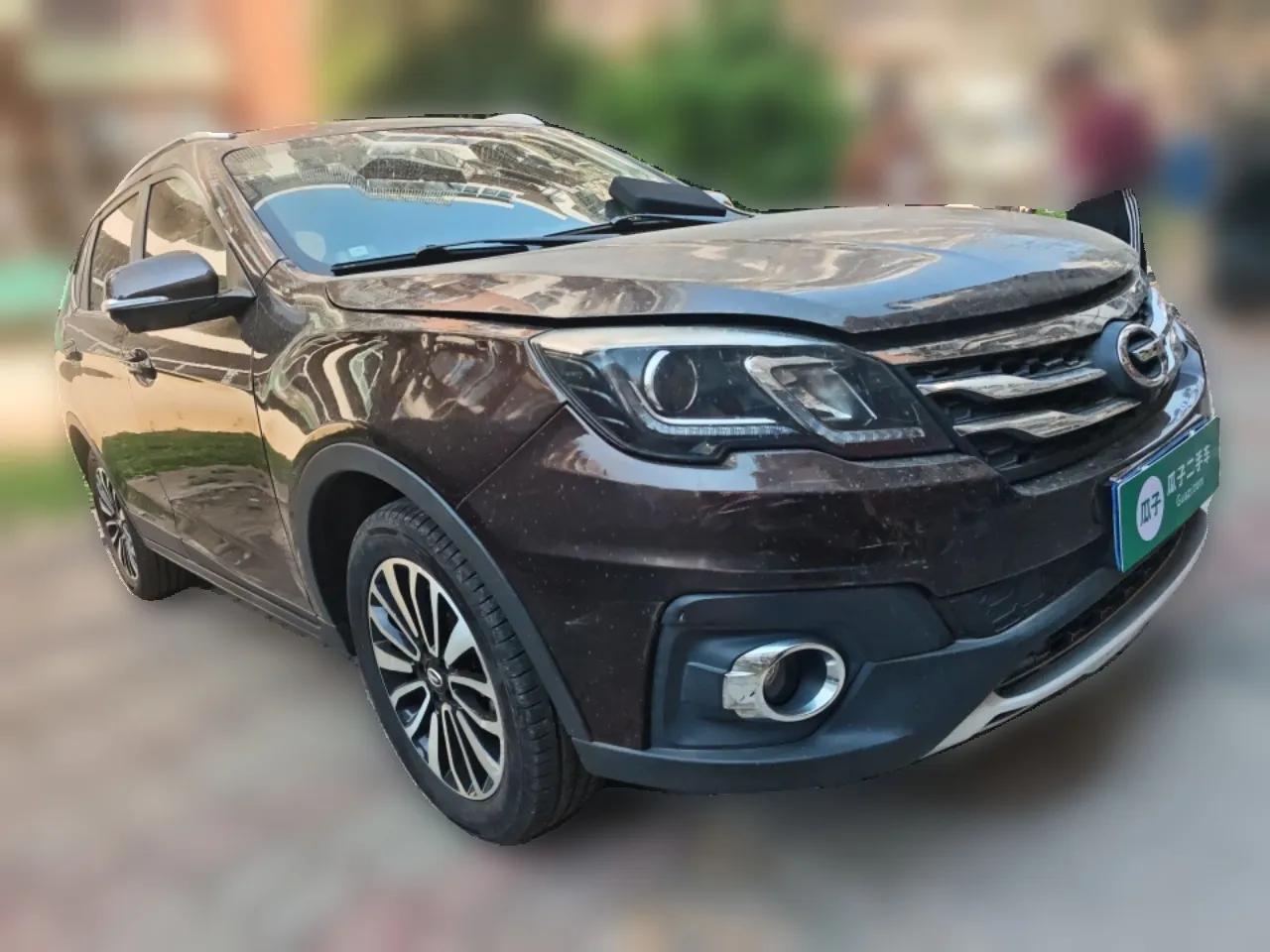 GAC Trumpchi GS5 Super 2015 2.0L Automatic Two-Wheel Drive Luxury Navigation Edition — миниатюра 3