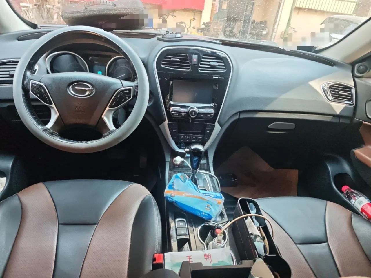 GAC Trumpchi GS5 Super 2015 2.0L Automatic Two-Wheel Drive Luxury Navigation Edition — миниатюра 10