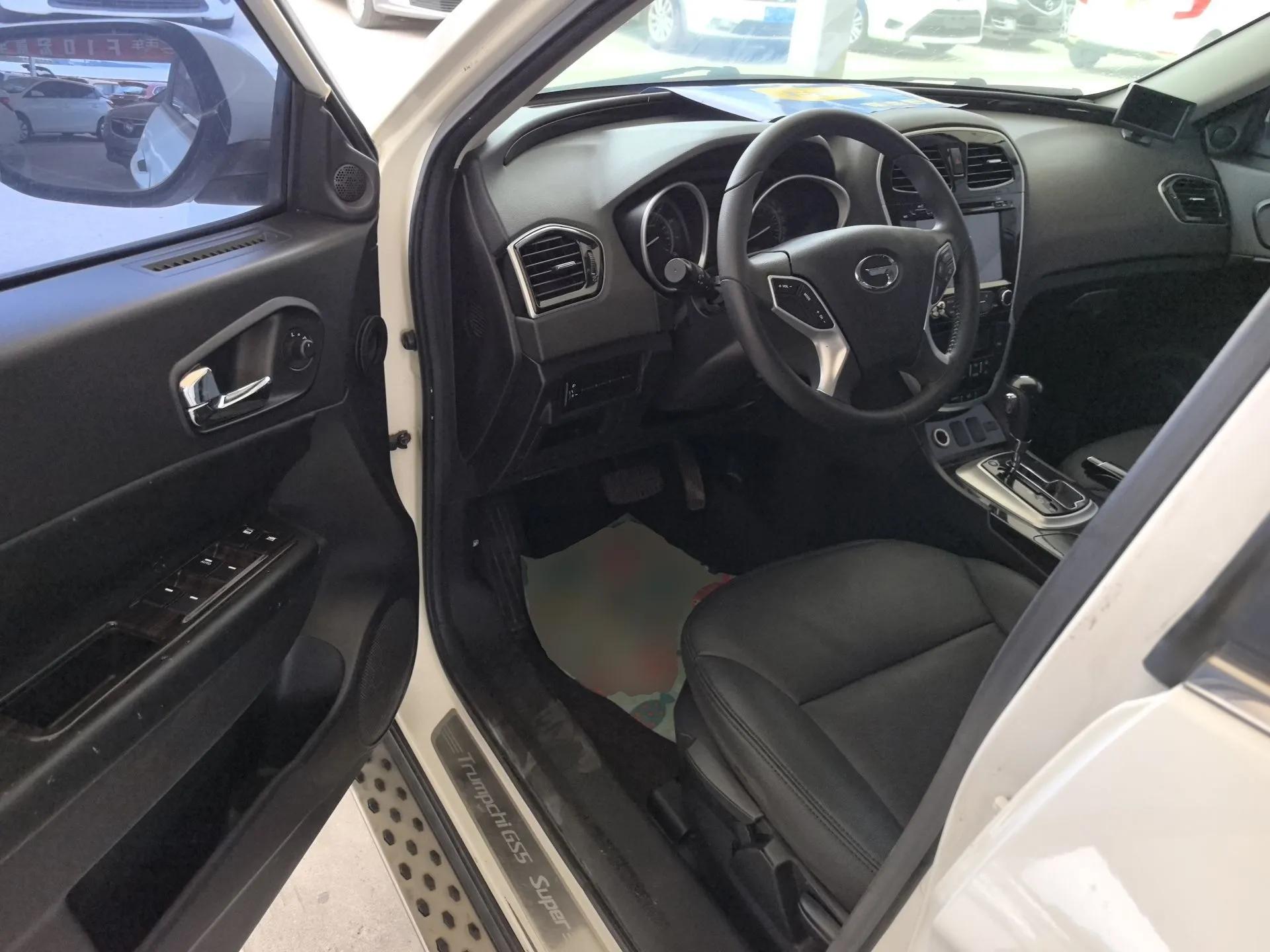 GAC Trumpchi GS5 Super 2015 2.0L Automatic Two-Wheel Drive Comfort Edition — миниатюра 18