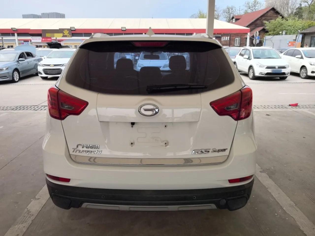 GAC Trumpchi GS5 Super 2015 2.0L Automatic Two-Wheel Drive Comfort Edition — миниатюра 3