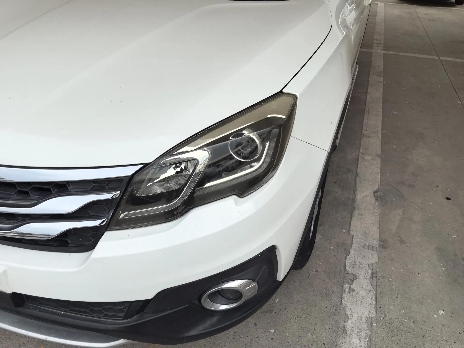 GAC Trumpchi GS5 Super 2015 2.0L Automatic Two-Wheel Drive Comfort Edition — миниатюра 5