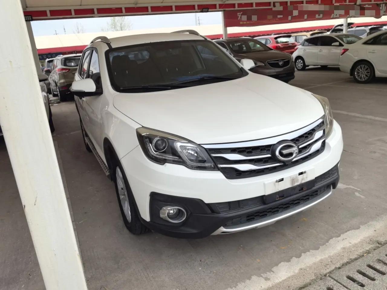 GAC Trumpchi GS5 Super 2015 2.0L Automatic Two-Wheel Drive Comfort Edition — миниатюра 6