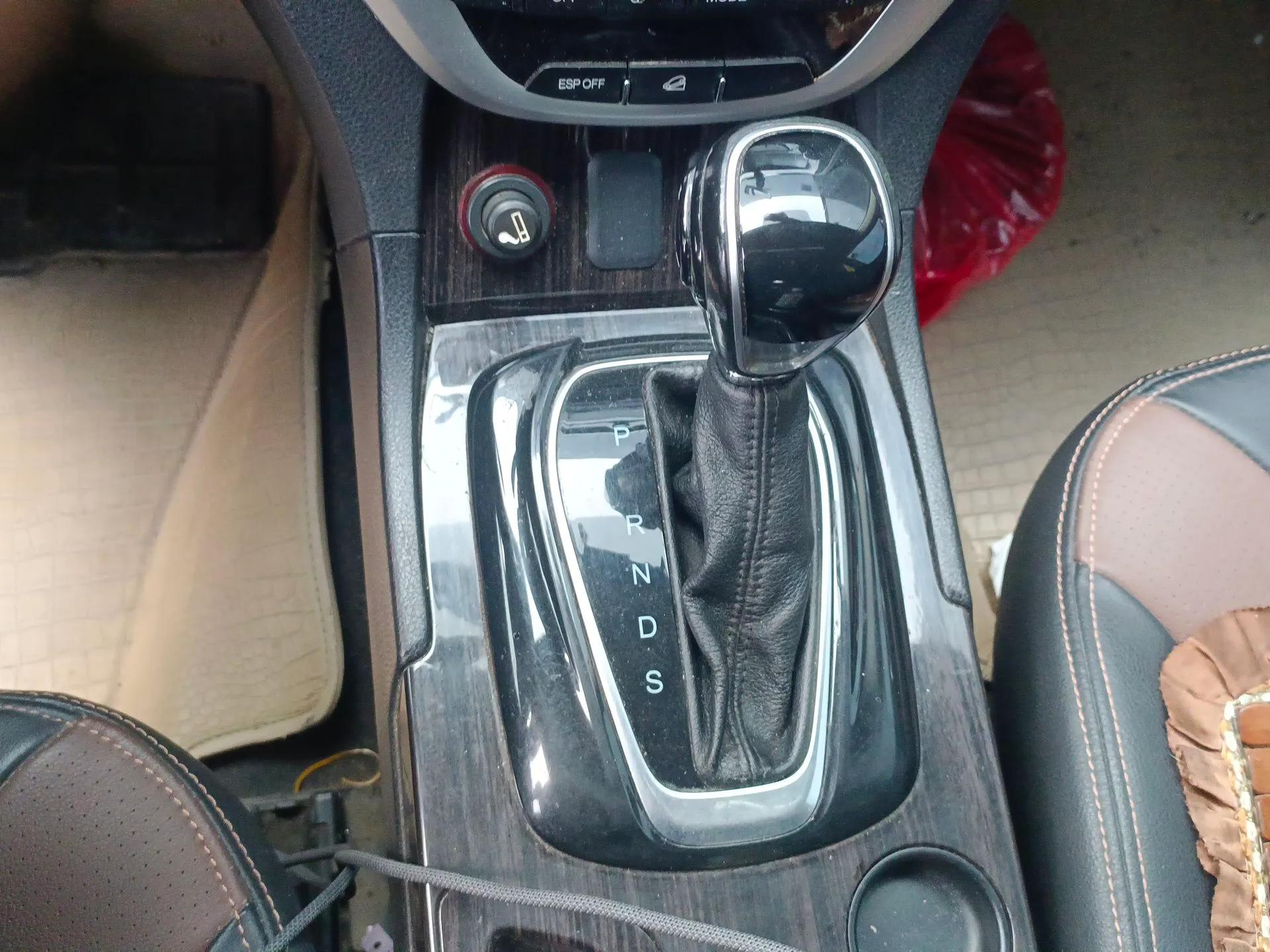 GAC Trumpchi GS5 Super 2015 1.8T Automatic Two-Wheel Drive Luxury Edition — миниатюра 15