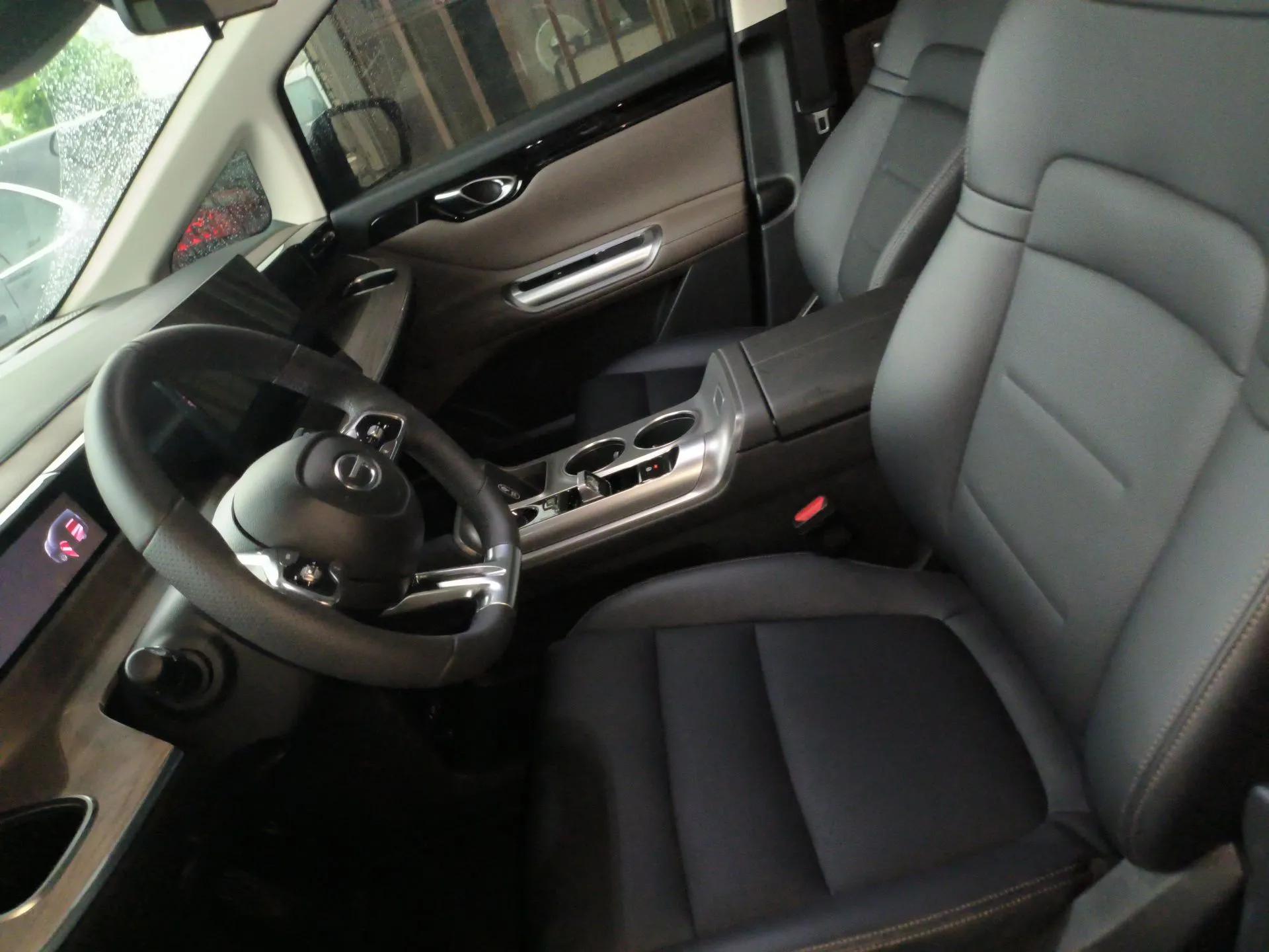 GAC Trumpchi E8 2024 Honor Series 2.0L Honor Edition — миниатюра 16