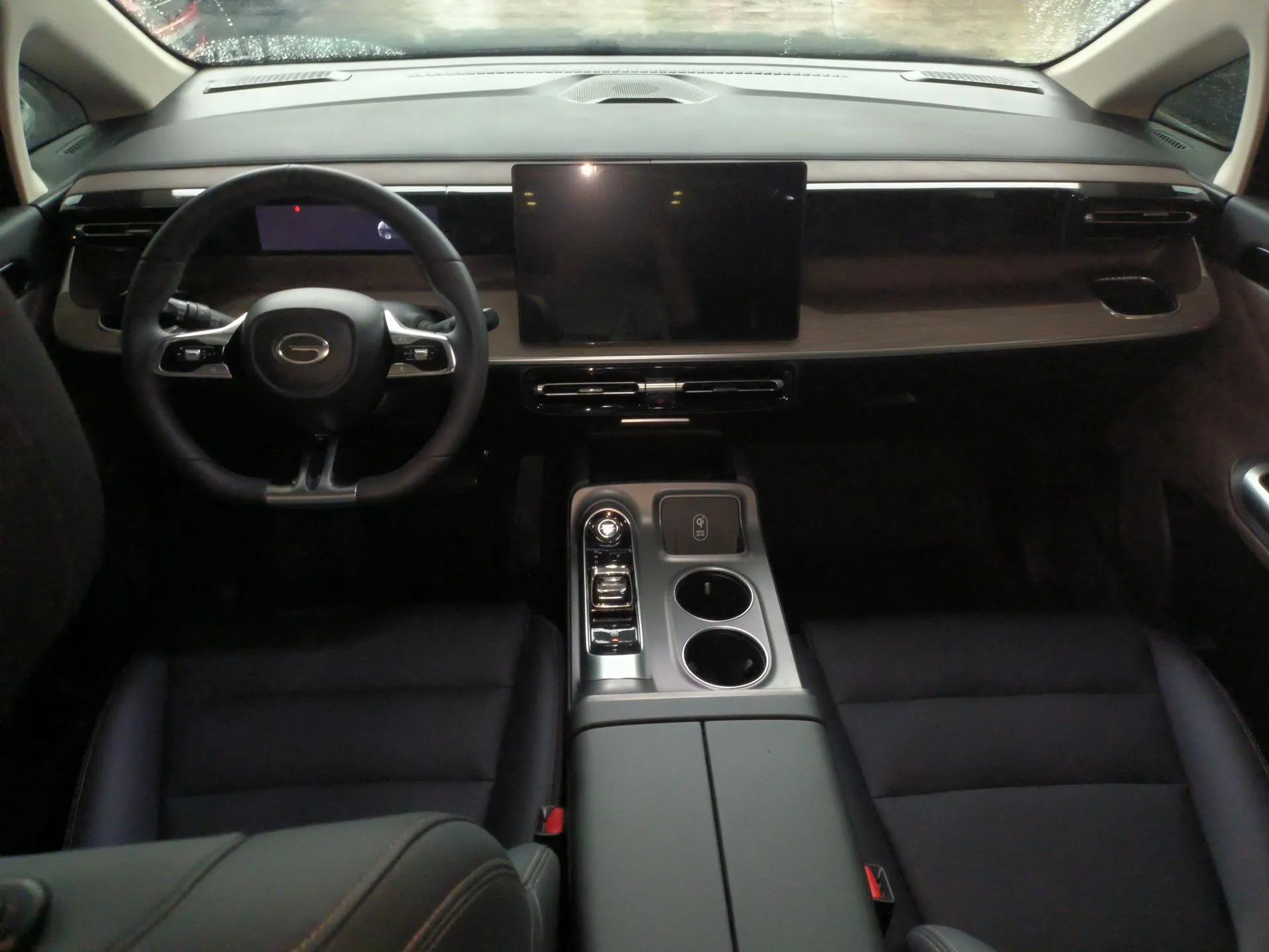 GAC Trumpchi E8 2024 Honor Series 2.0L Honor Edition — миниатюра 10