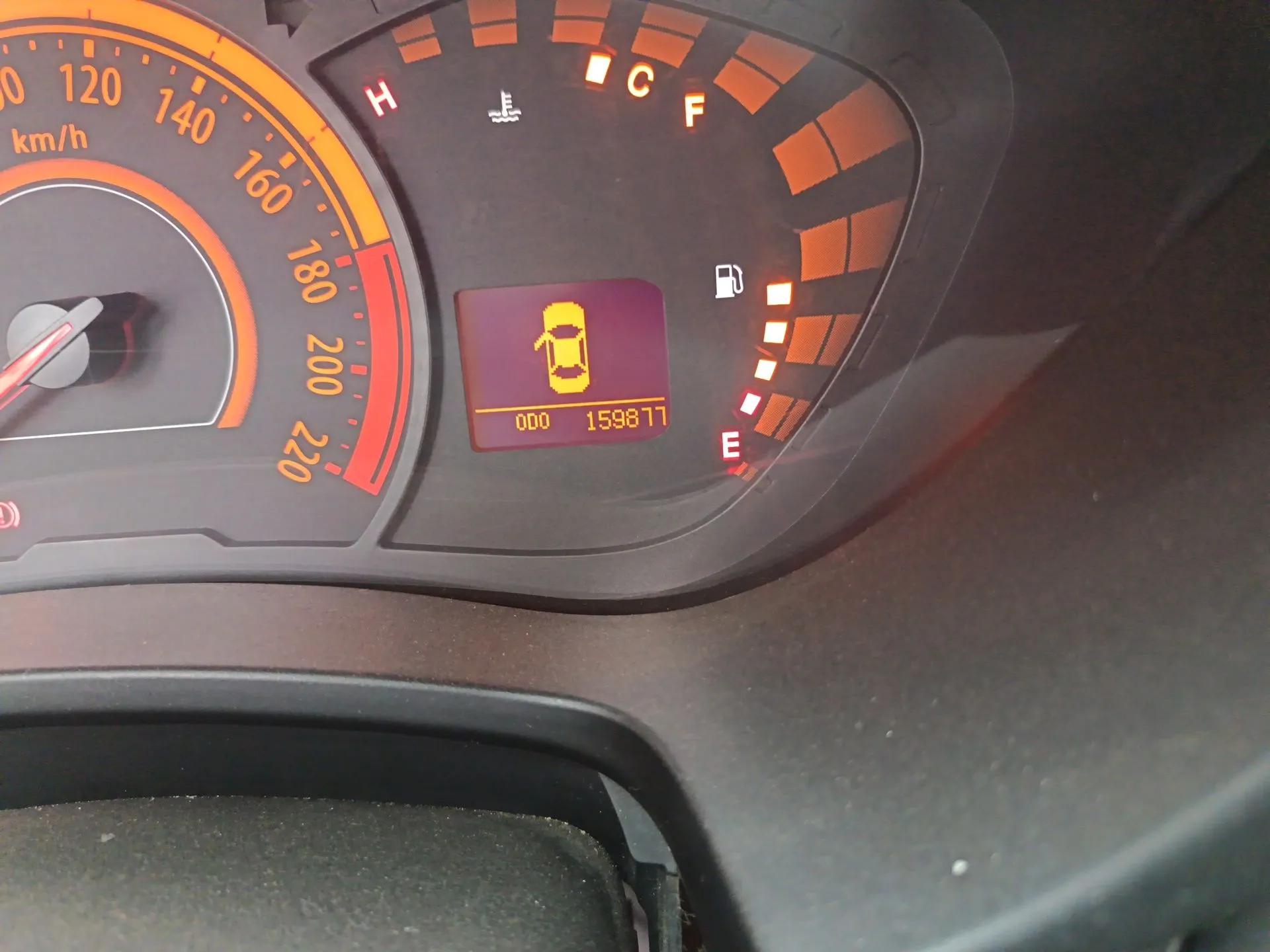 GAC Trumpchi GA3 2013 1.6L Manual Luxury ESP Version — миниатюра 13