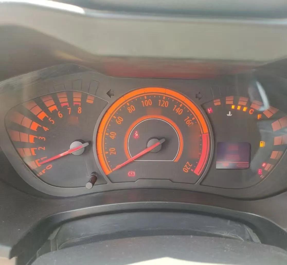 GAC Trumpchi GA3 2013 1.6L Manual Elite Edition — миниатюра 14