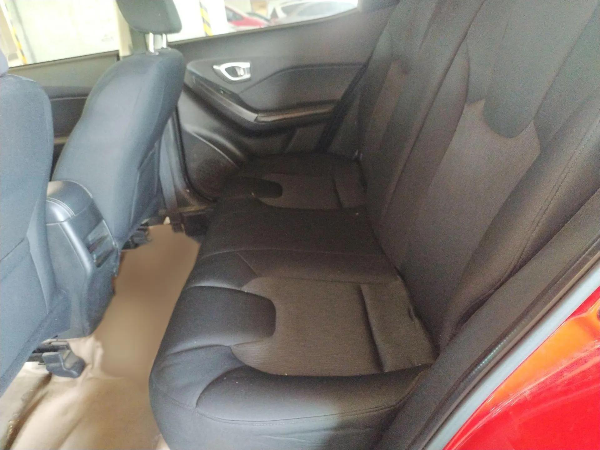 GAC Trumpchi GA3 2013 1.6L Manual Elite Edition — миниатюра 23