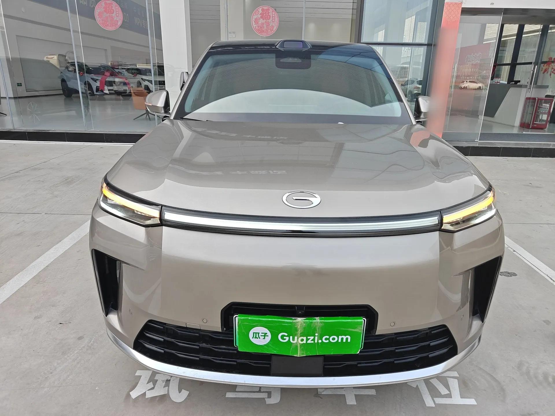 GAC Trumpchi S9 2025 Model Qiankun Ultra 6-Seater — миниатюра 2