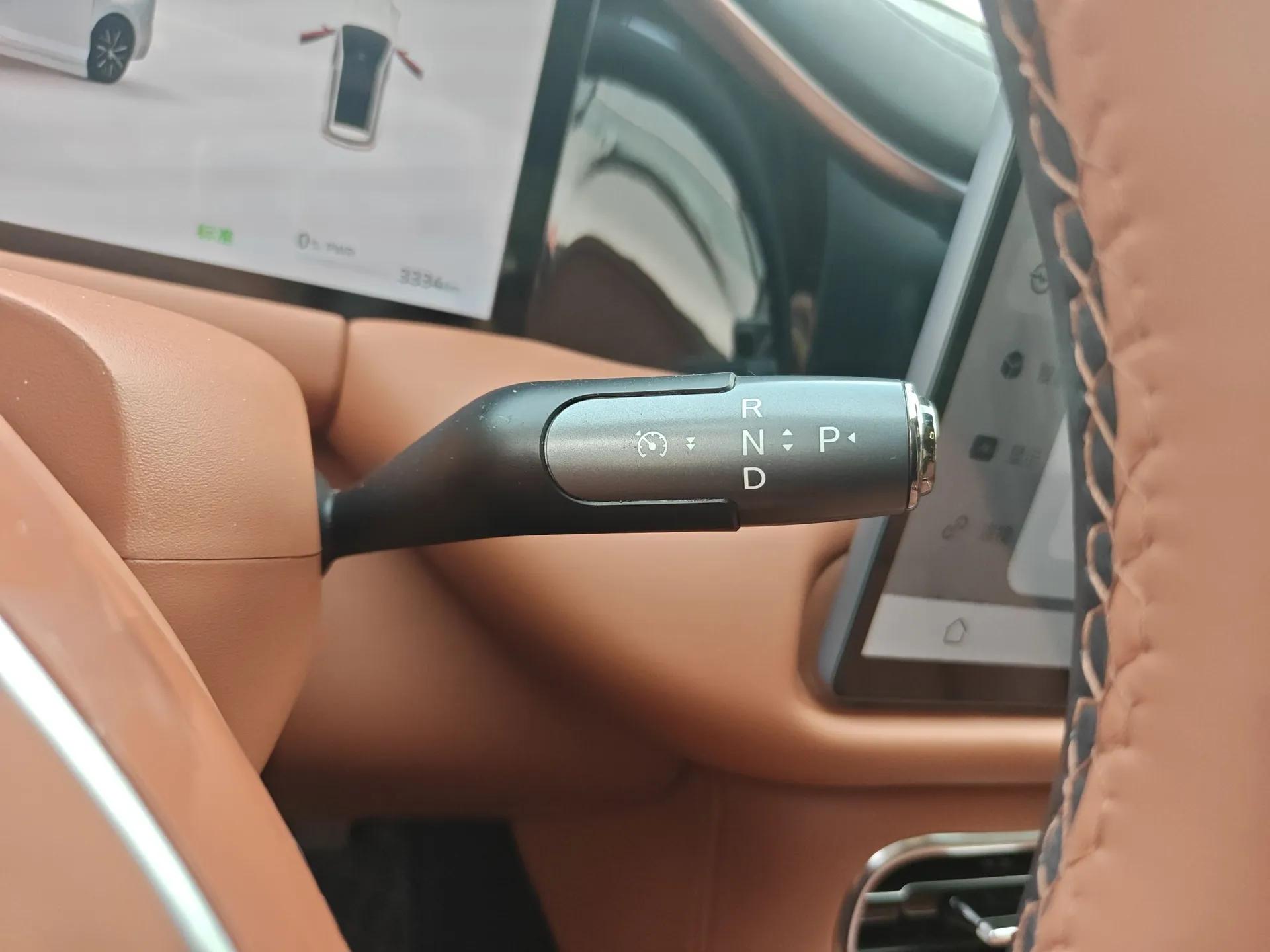 GAC Trumpchi S9 2025 Model Qiankun Ultra 6-Seater — миниатюра 17