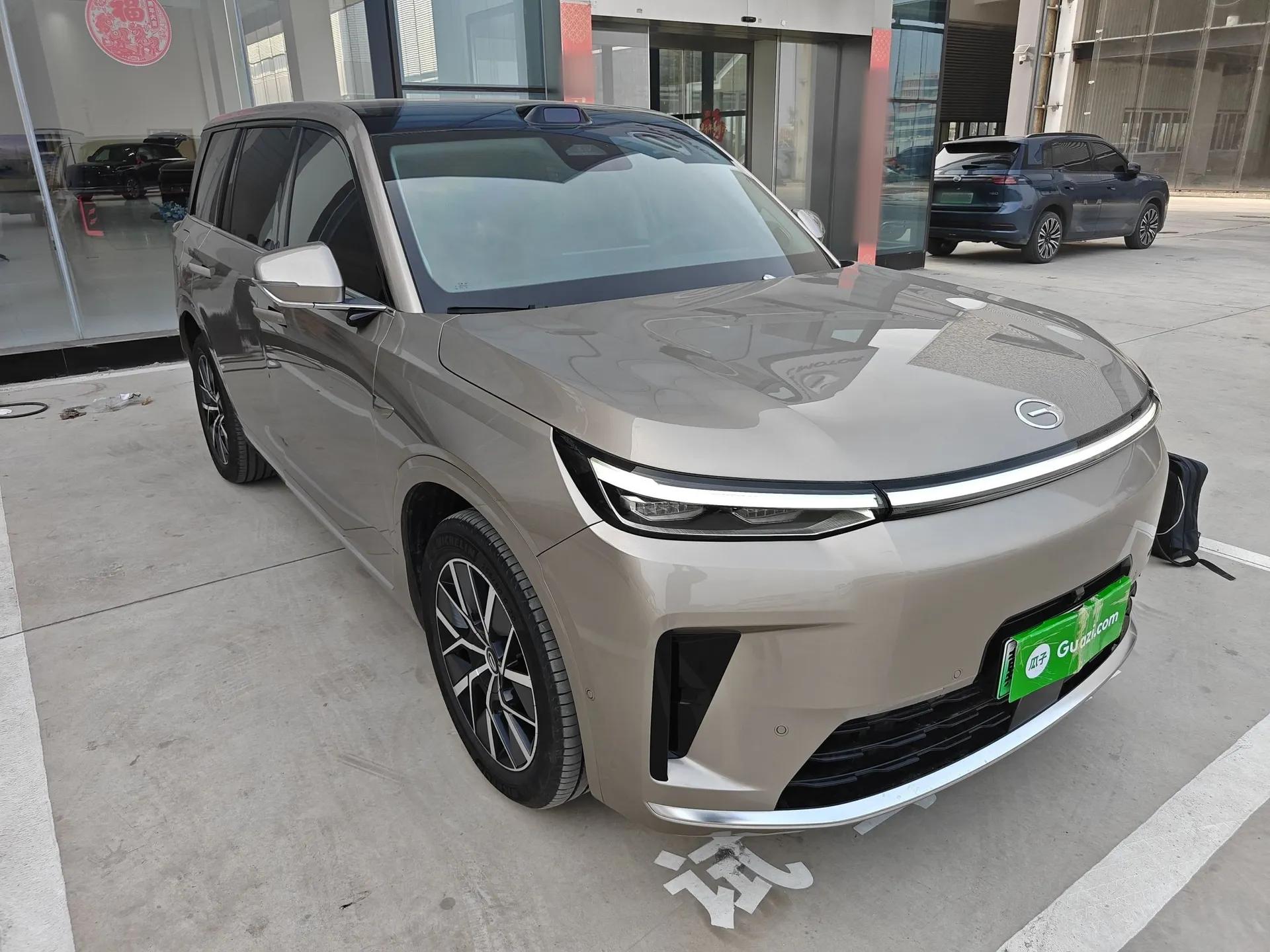 GAC Trumpchi S9 2025 Model Qiankun Ultra 6-Seater — миниатюра 3