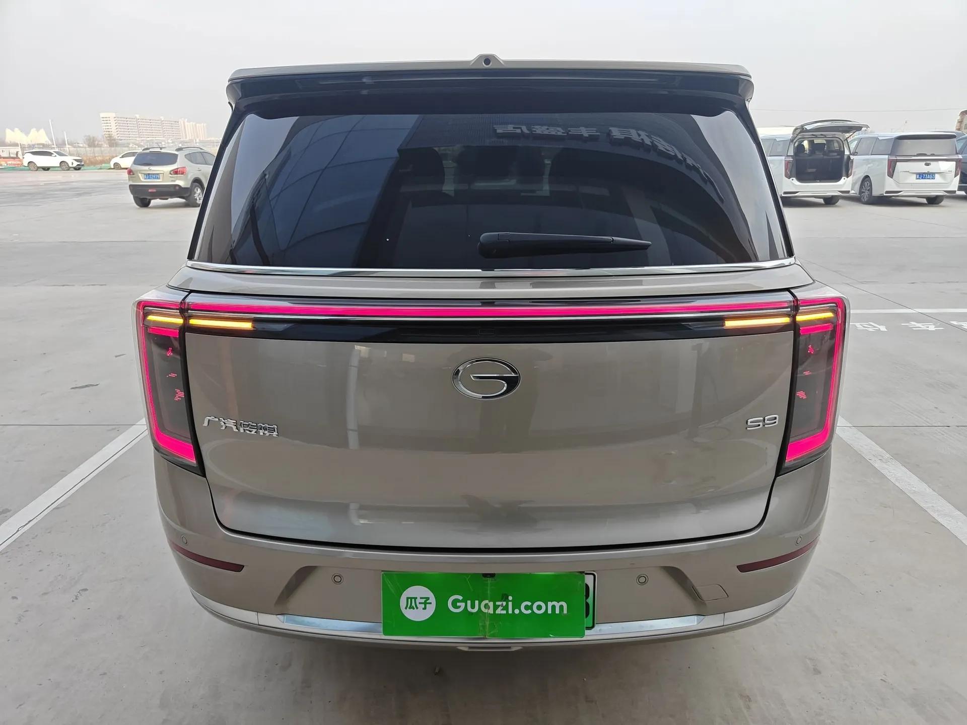 GAC Trumpchi S9 2025 Model Qiankun Ultra 6-Seater — миниатюра 5