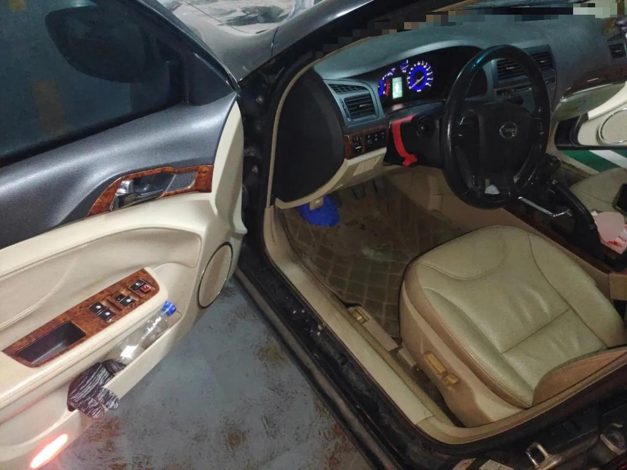GAC Trumpchi GA5 2011 2.0L Manual Elite Edition — миниатюра 17