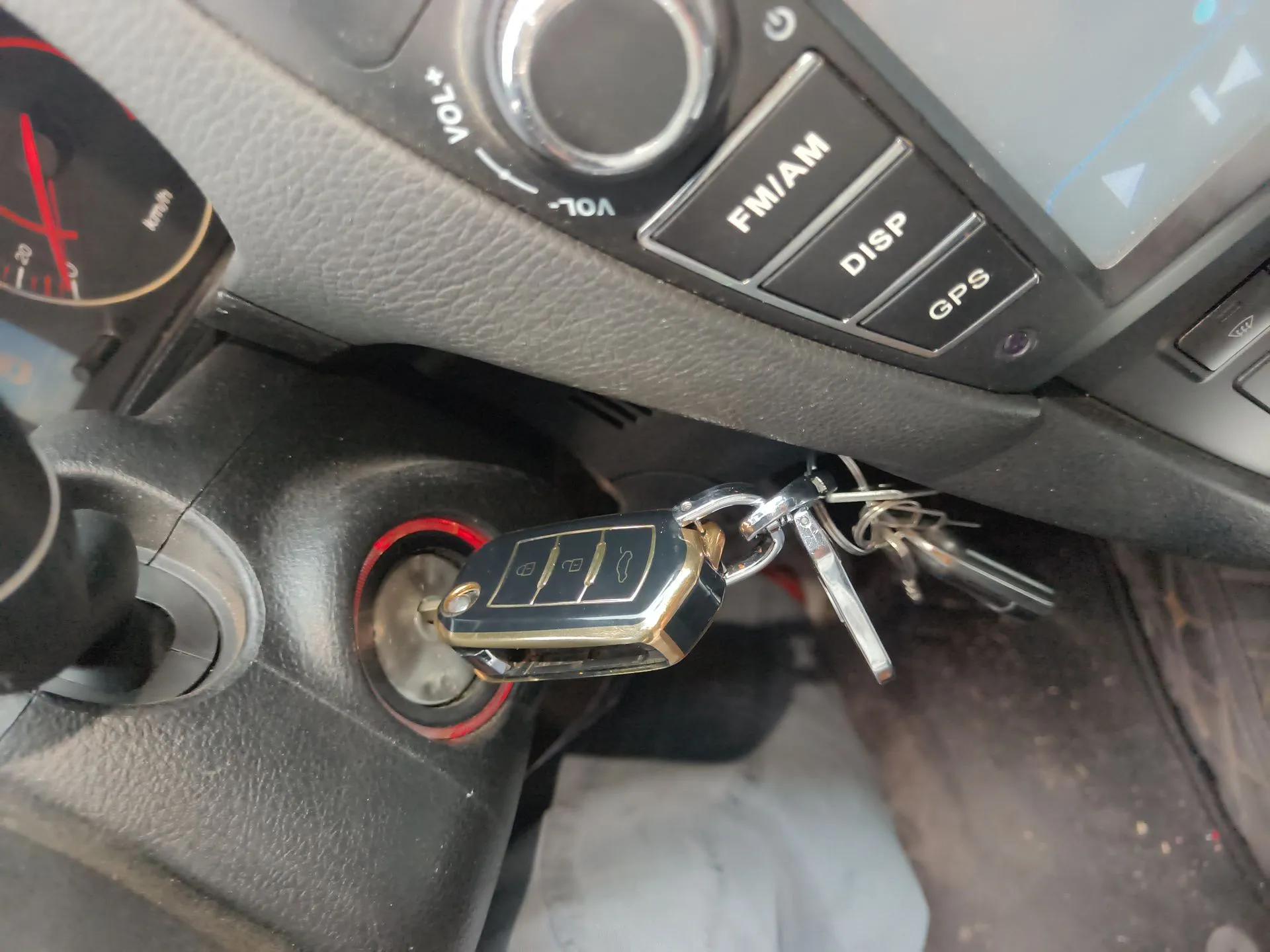 GAC Trumpchi GA5 2013 2.0L Automatic Elite Edition — миниатюра 9