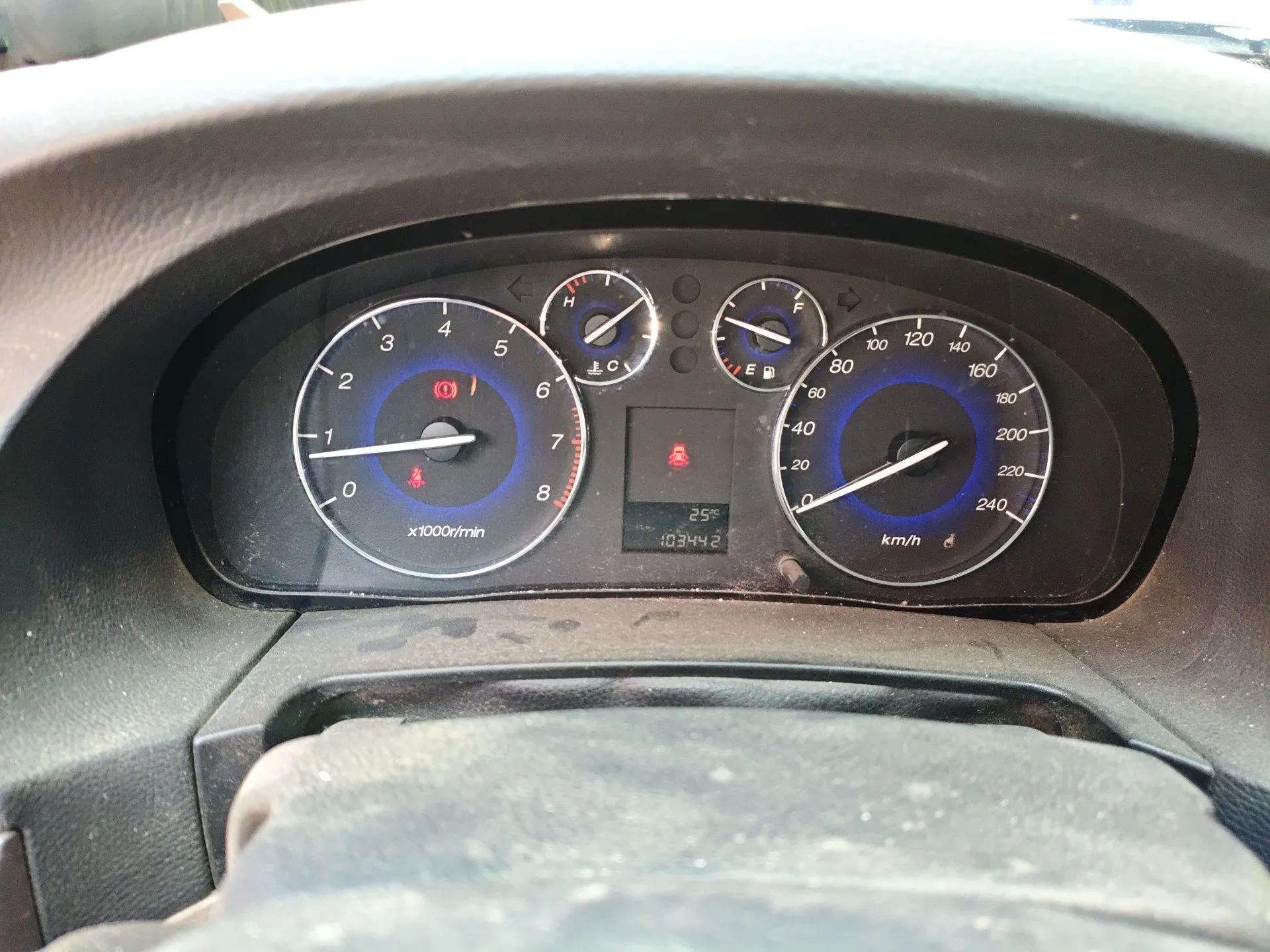 GAC Trumpchi GA5 2012 1.8L Manual Comfort Version — миниатюра 12