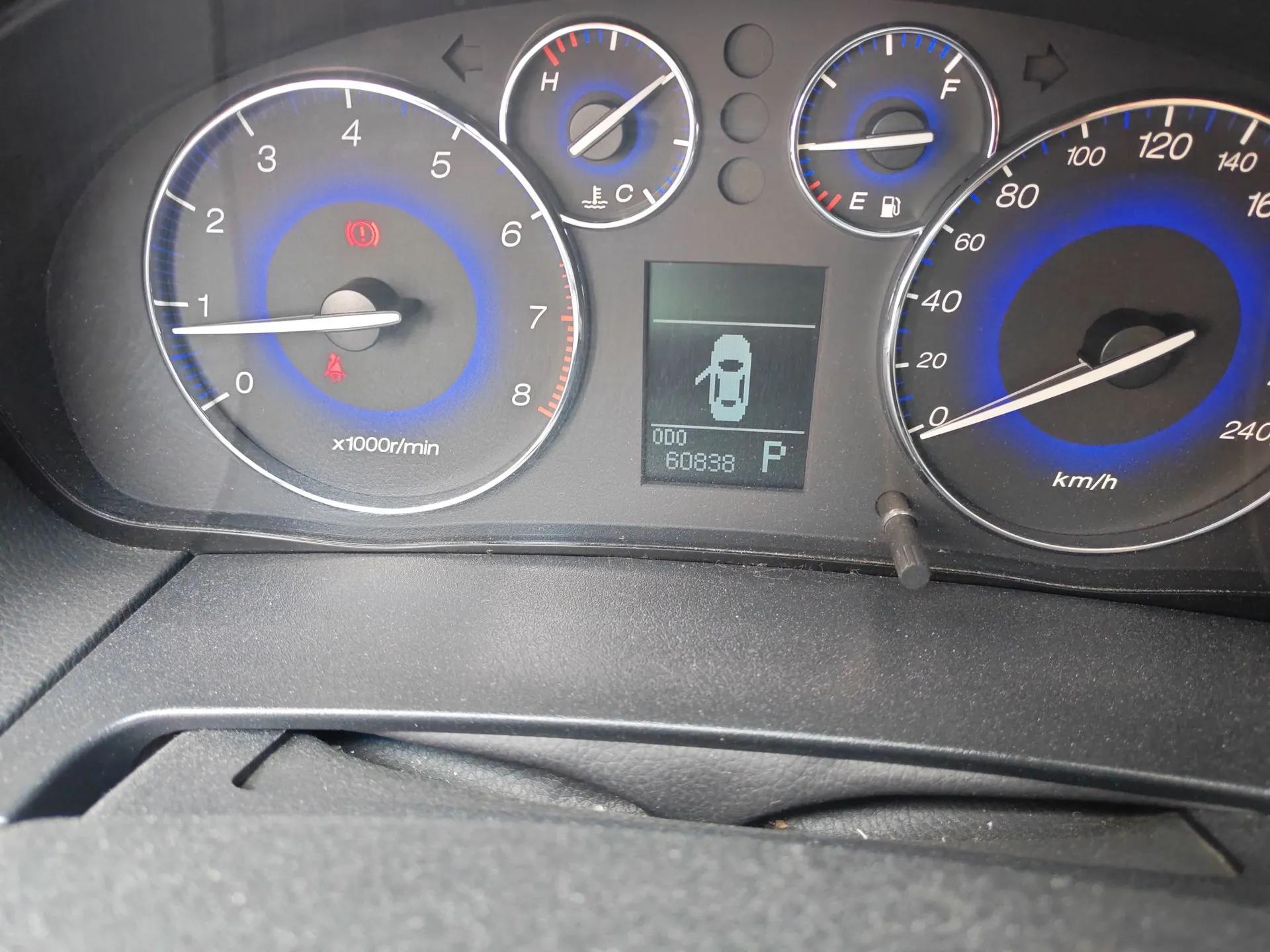 GAC Trumpchi GA5 2012 1.8L Automatic Luxury Model — миниатюра 13