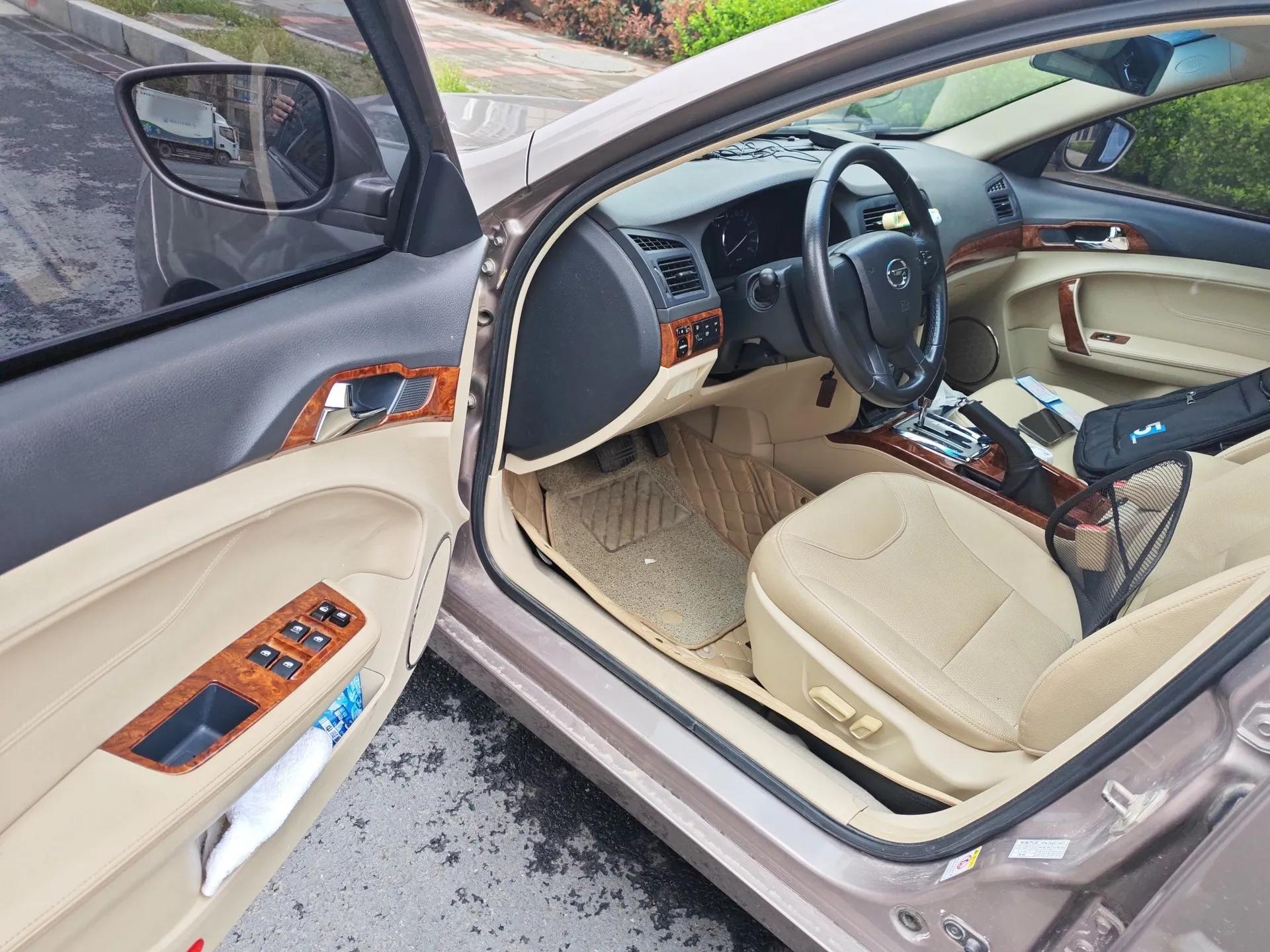 GAC Trumpchi GA5 2012 1.8L Automatic Luxury Model — миниатюра 17
