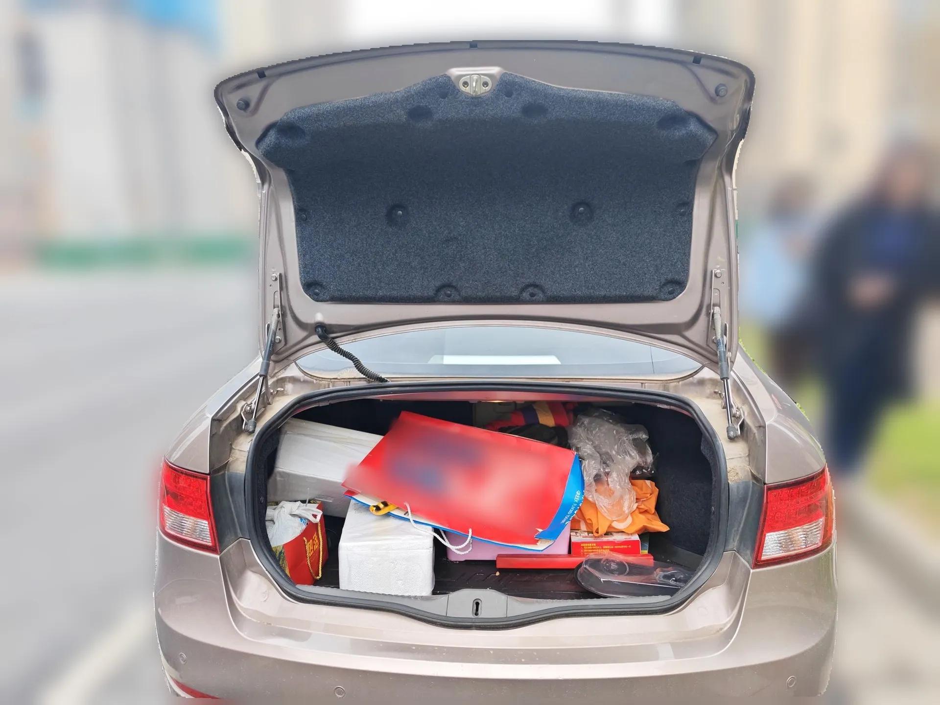 GAC Trumpchi GA5 2012 1.8L Automatic Luxury Model — миниатюра 20