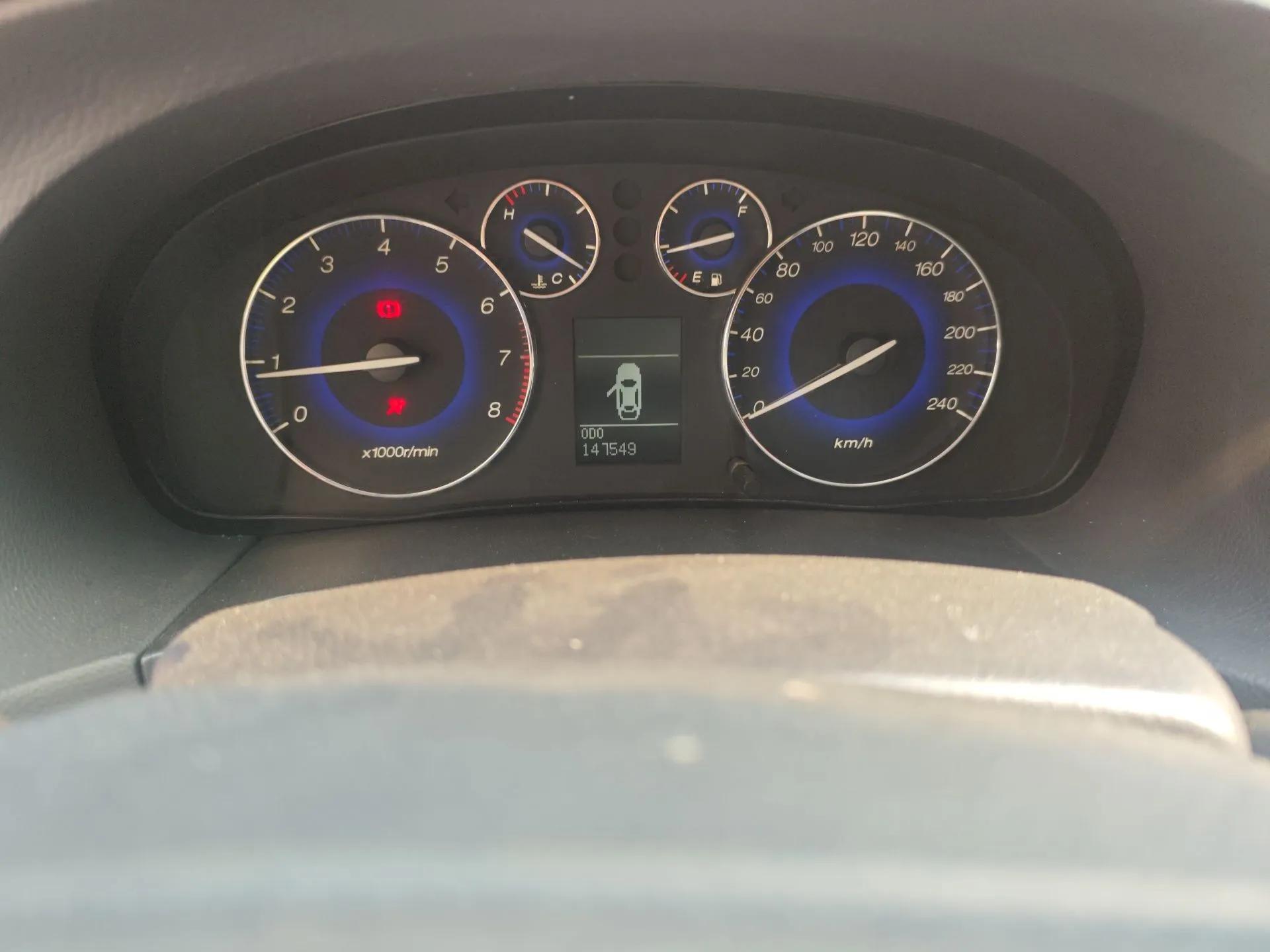 GAC Trumpchi GA5 2012 1.8L Manual Elite Model — миниатюра 13