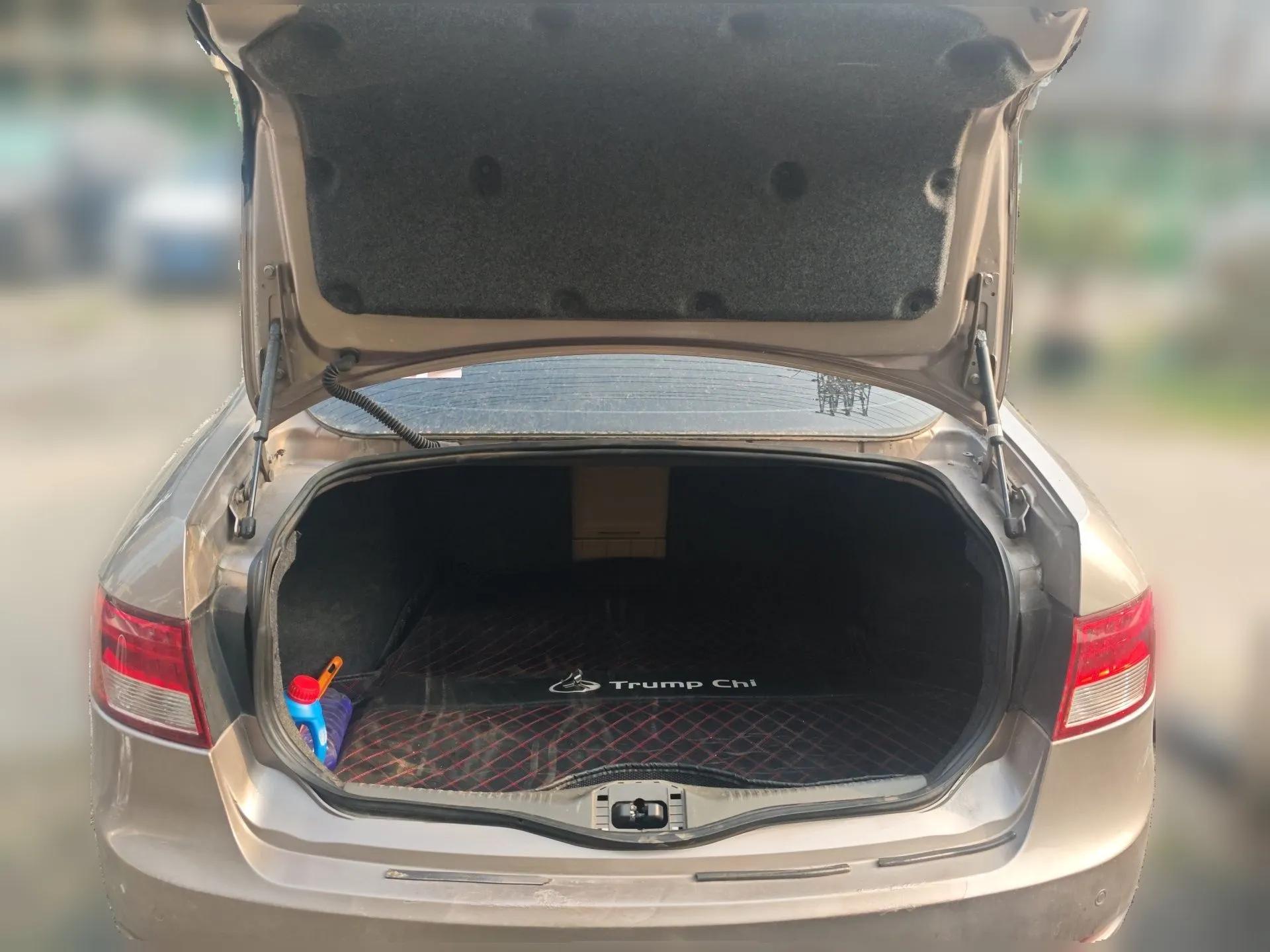 GAC Trumpchi GA5 2012 1.8L Manual Elite Model — миниатюра 20