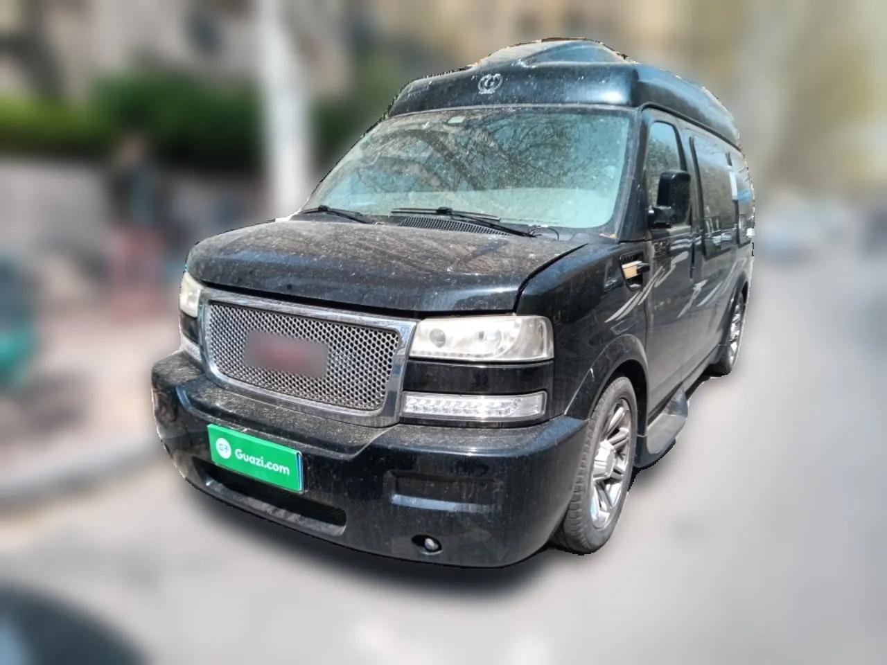 GMC SAVANA  — миниатюра 1