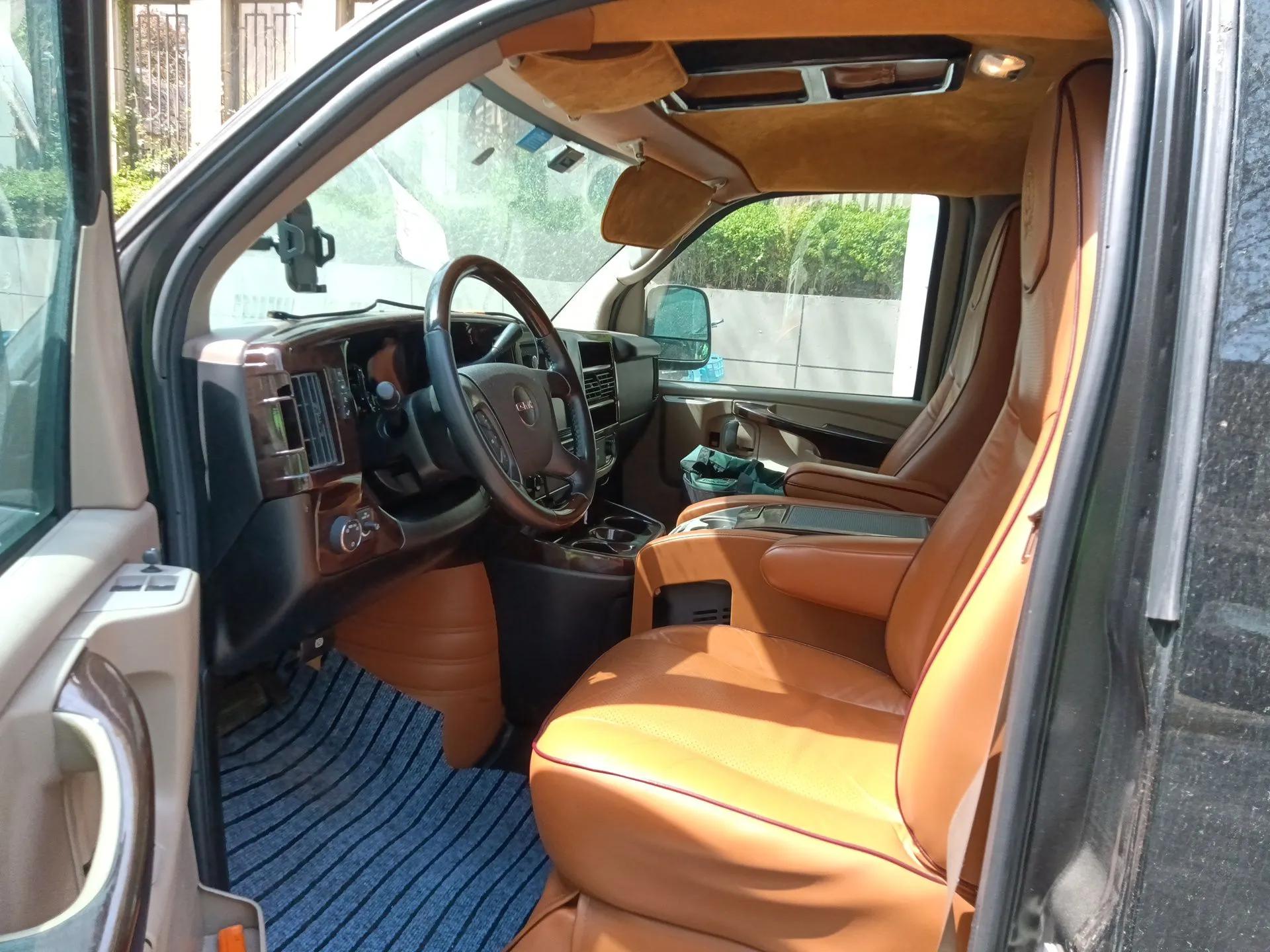GMC SAVANA  — миниатюра 17