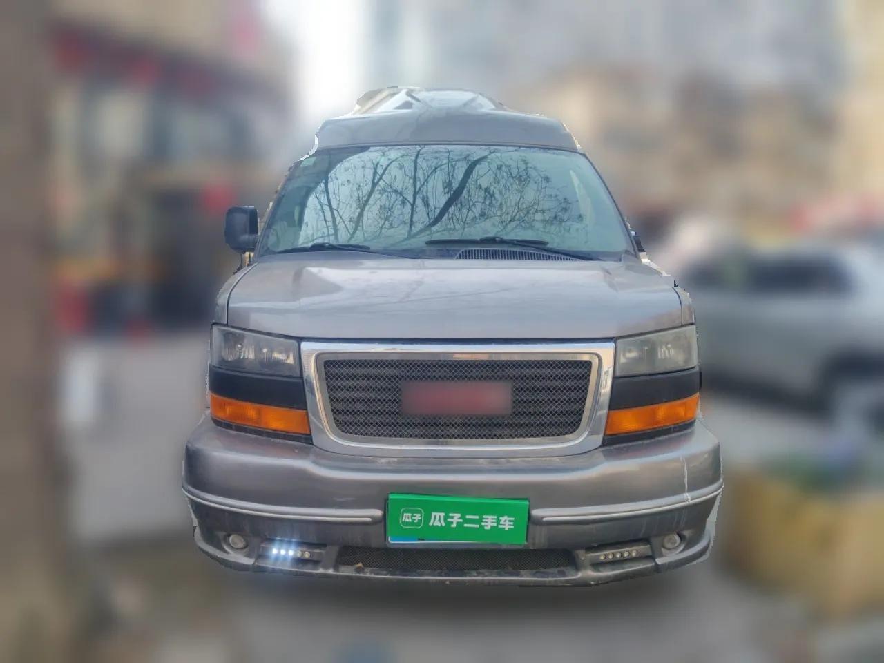 GMC SAVANA  — миниатюра 2