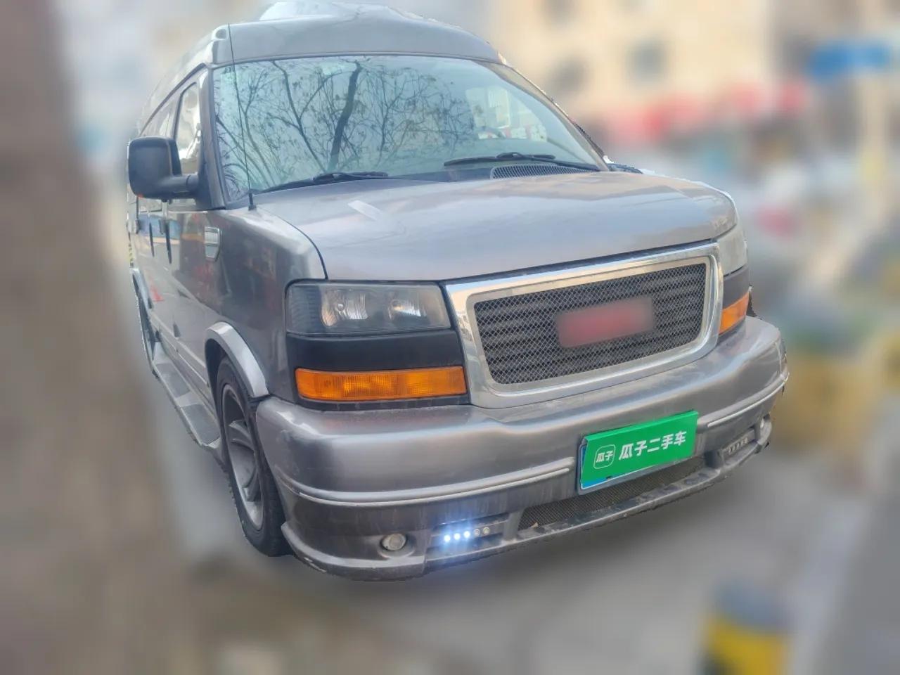 GMC SAVANA  — миниатюра 3
