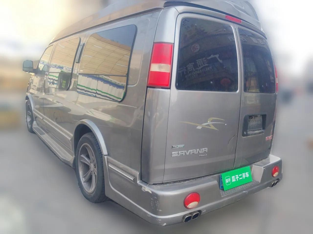 GMC SAVANA  — миниатюра 4