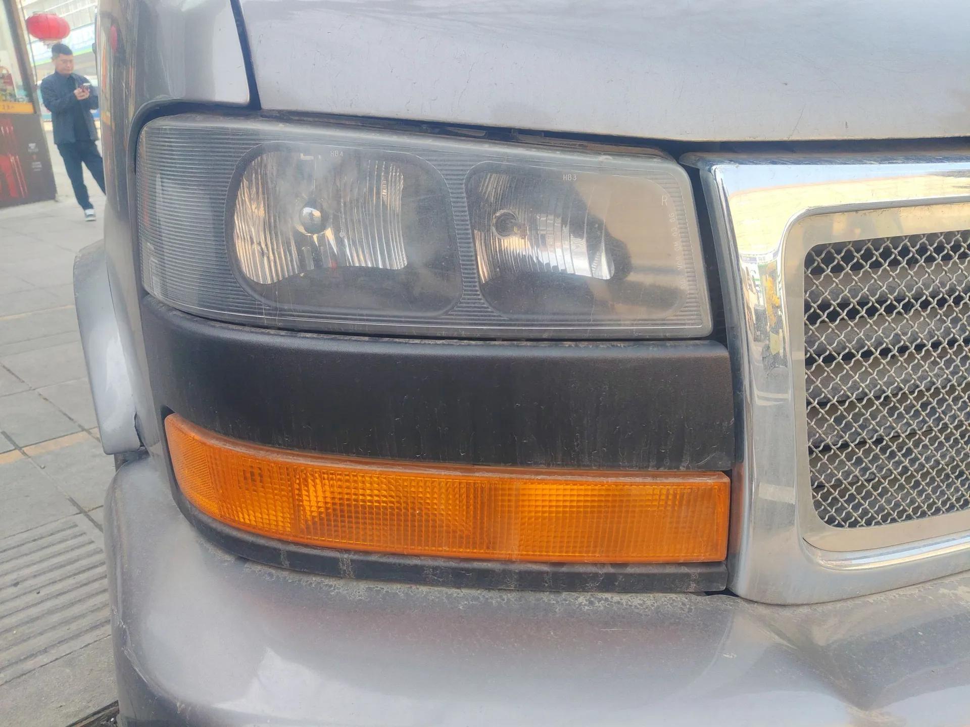 GMC SAVANA  — миниатюра 7