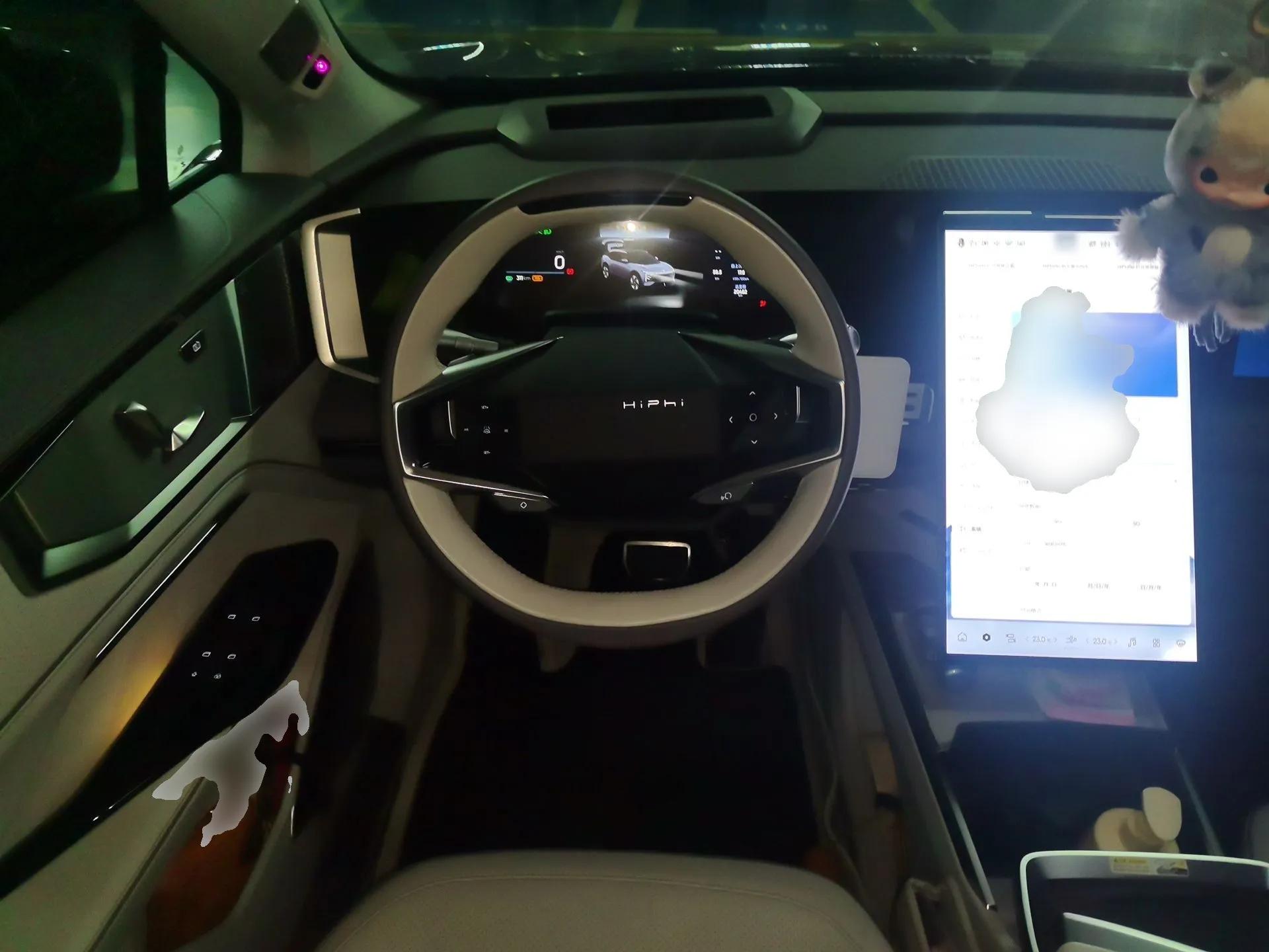 HiPhi Y 2023 560 km Pioneer Edition — миниатюра 11