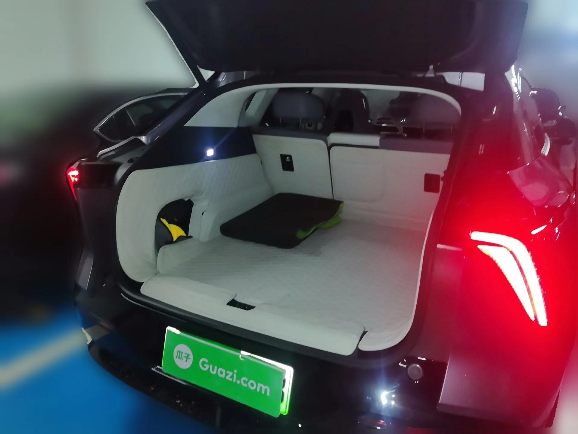 HiPhi Y 2023 560 km Pioneer Edition — миниатюра 20
