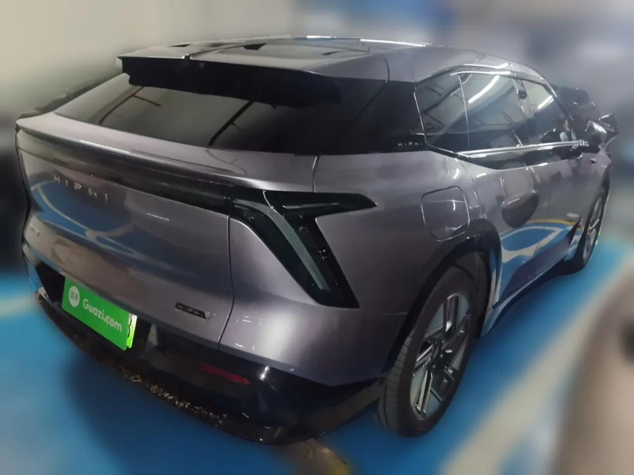 HiPhi Y 2023 560 km Pioneer Edition — миниатюра 6