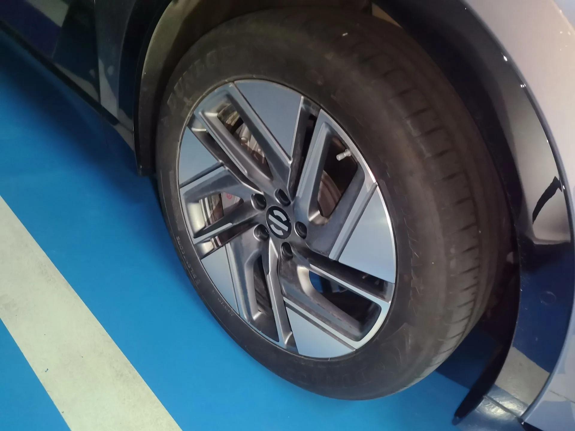 HiPhi Y 2023 560 km Pioneer Edition — миниатюра 8