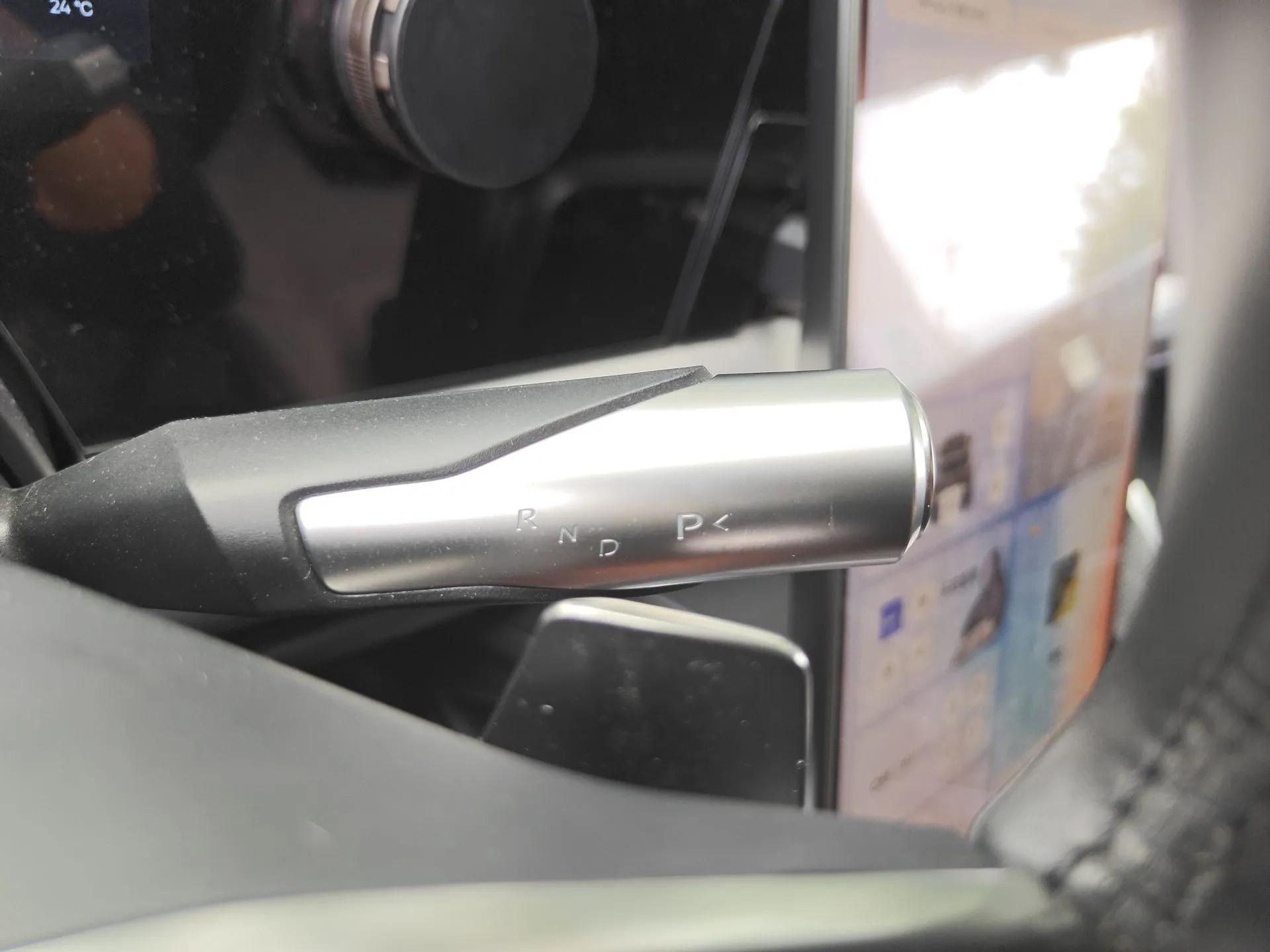 HiPhi Y 2023 560 km Pioneer Edition — миниатюра 15