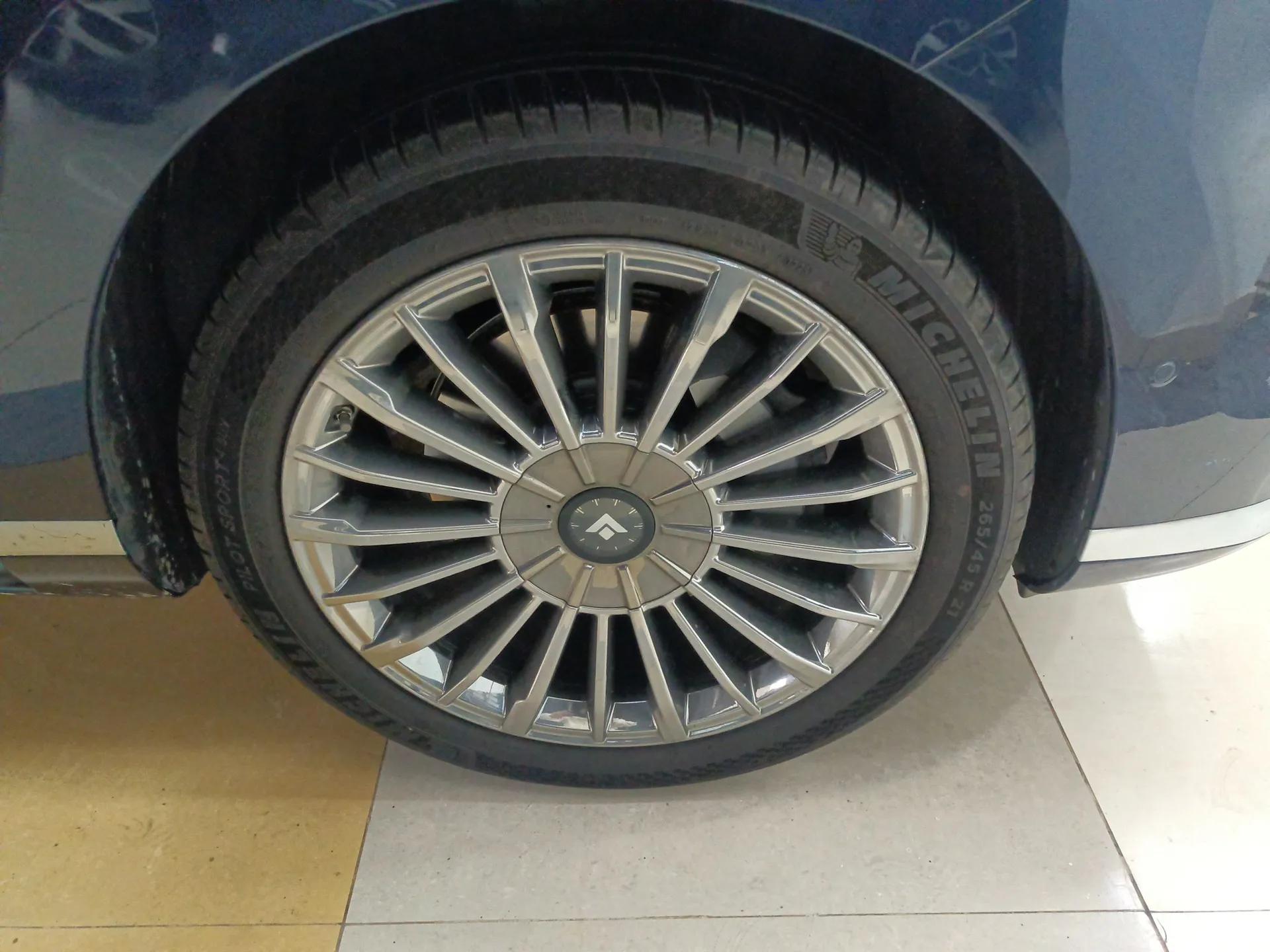 Hyptec HL 2025 700 Ultra Six-Seater All-Wheel-Drive LiDAR Version — миниатюра 10