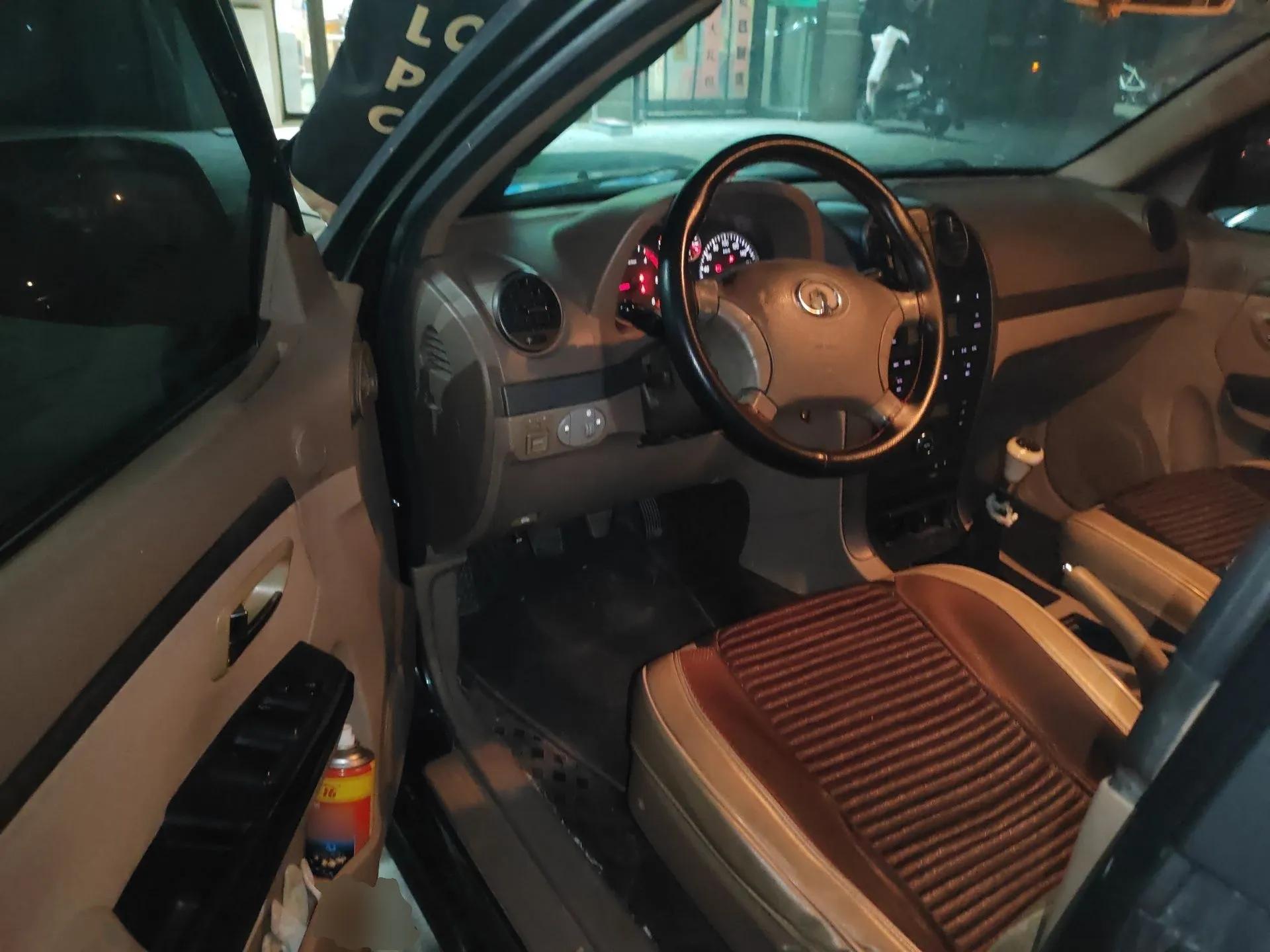 Haval H3 2010 Leading Edition 2.5 TCI Two-Wheel Drive Comfort Model — миниатюра 17