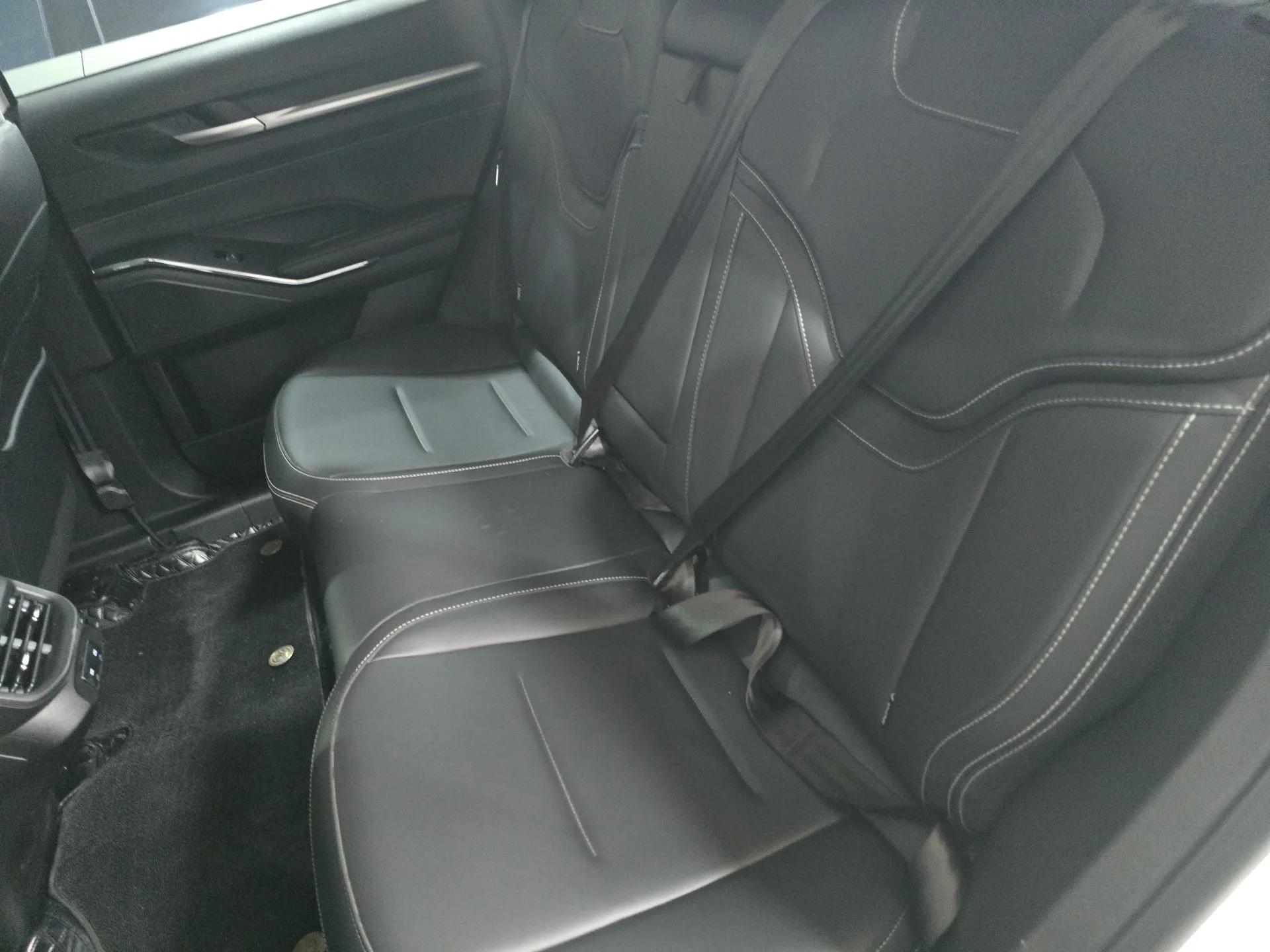 Haval H6 New Energy 2023 DHT-PHEV 110KM Long-Range Edition — миниатюра 20