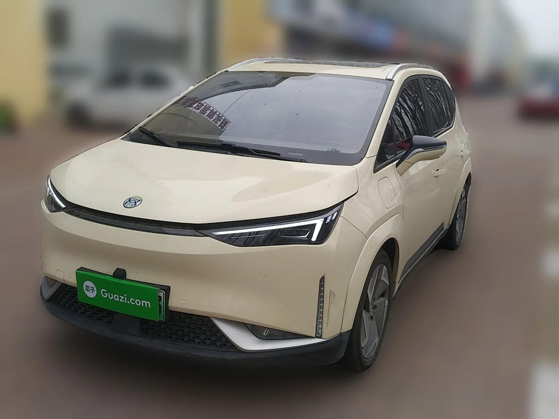 Hycan Z03 2022 510 km Range Trendy Cool Version 135 kW 63.98 kWh — миниатюра 1