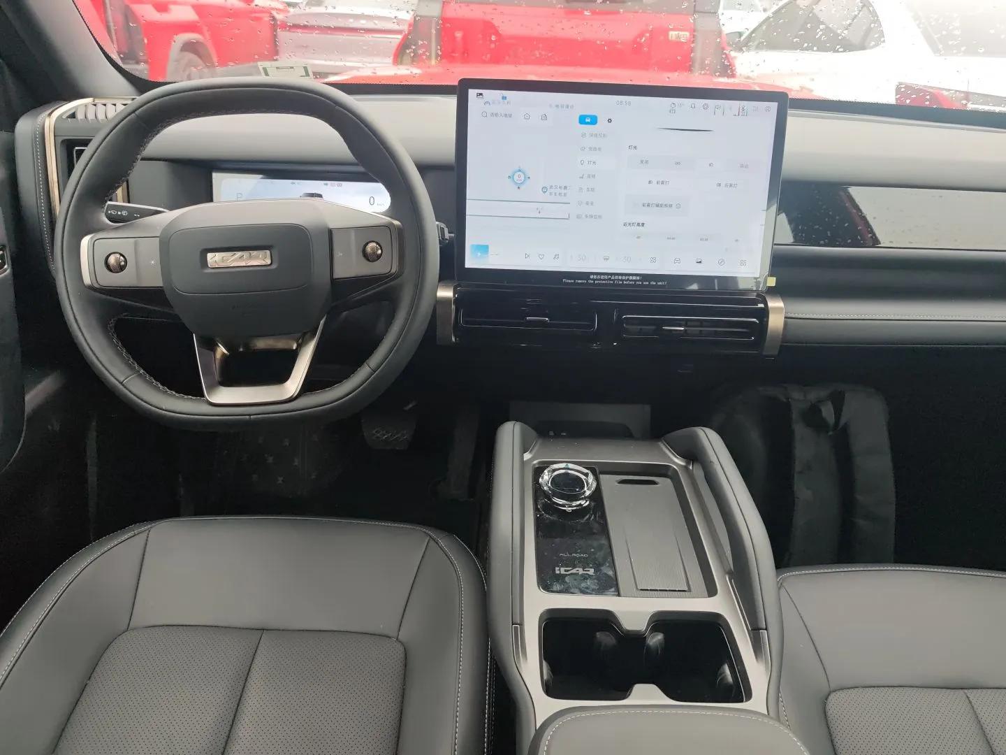iCAR 03T 2024 501km Four-wheel Drive Long-Range Version — миниатюра 13