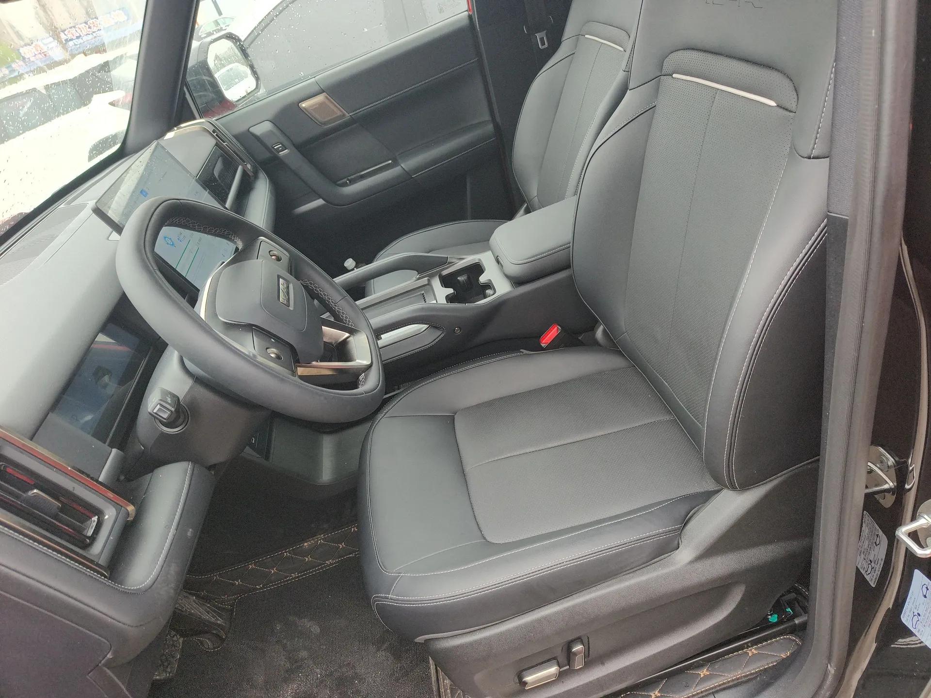 iCAR 03T 2024 501km Four-wheel Drive Long-Range Version — миниатюра 18