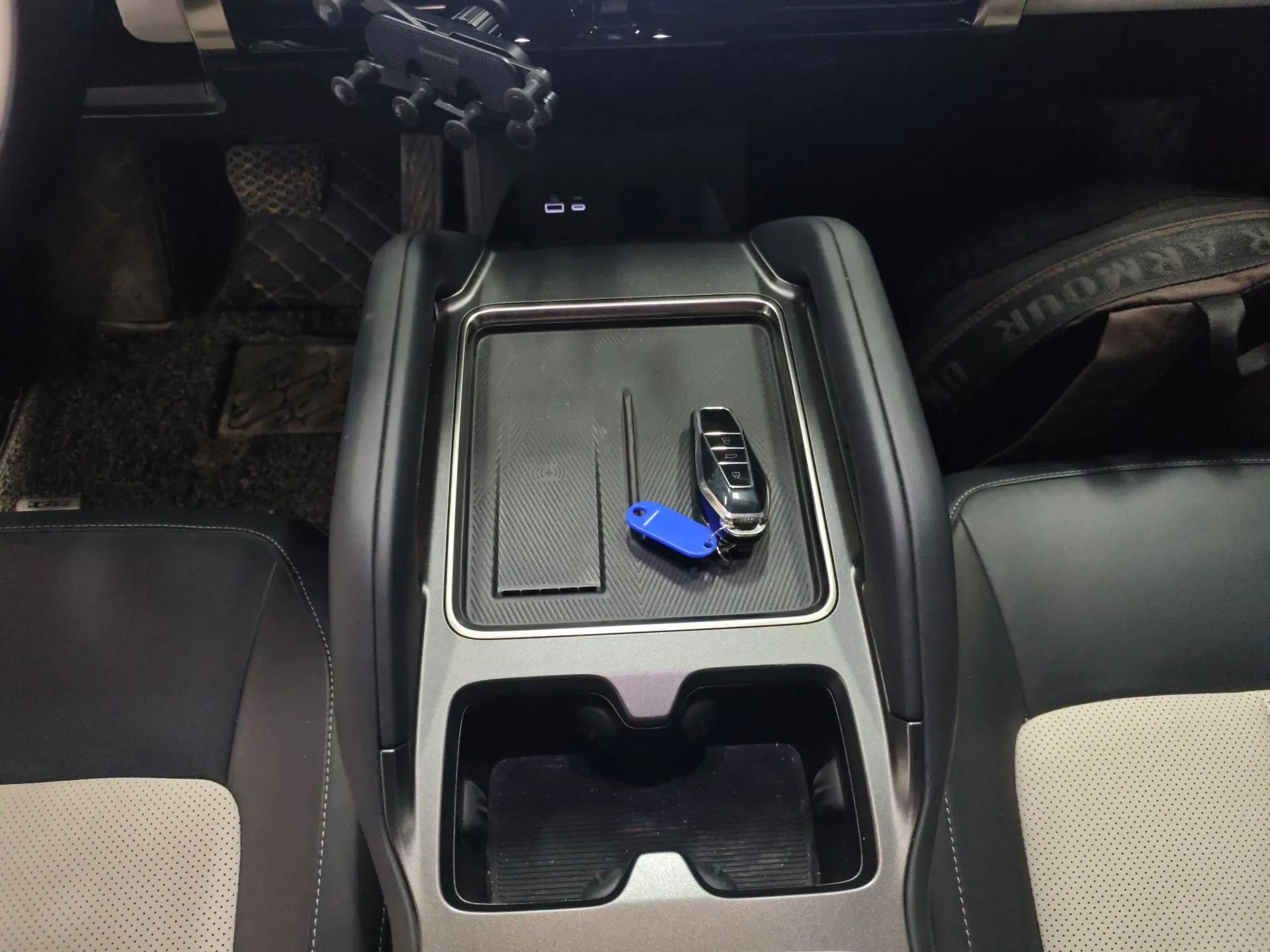 iCAR 03T 2024 520km Two-Wheel Drive Long-Range Version — миниатюра 17