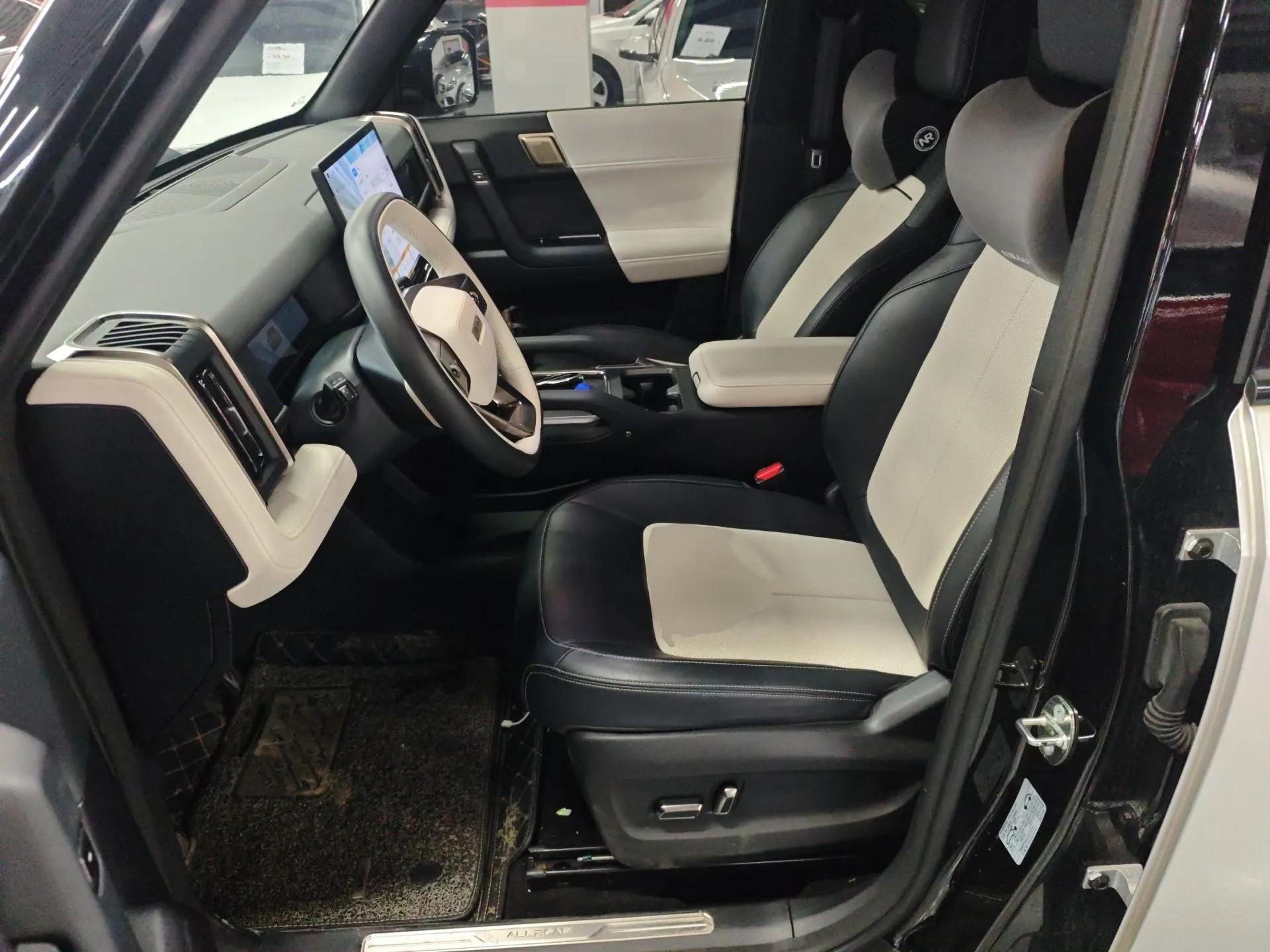 iCAR 03T 2024 520km Two-Wheel Drive Long-Range Version — миниатюра 18