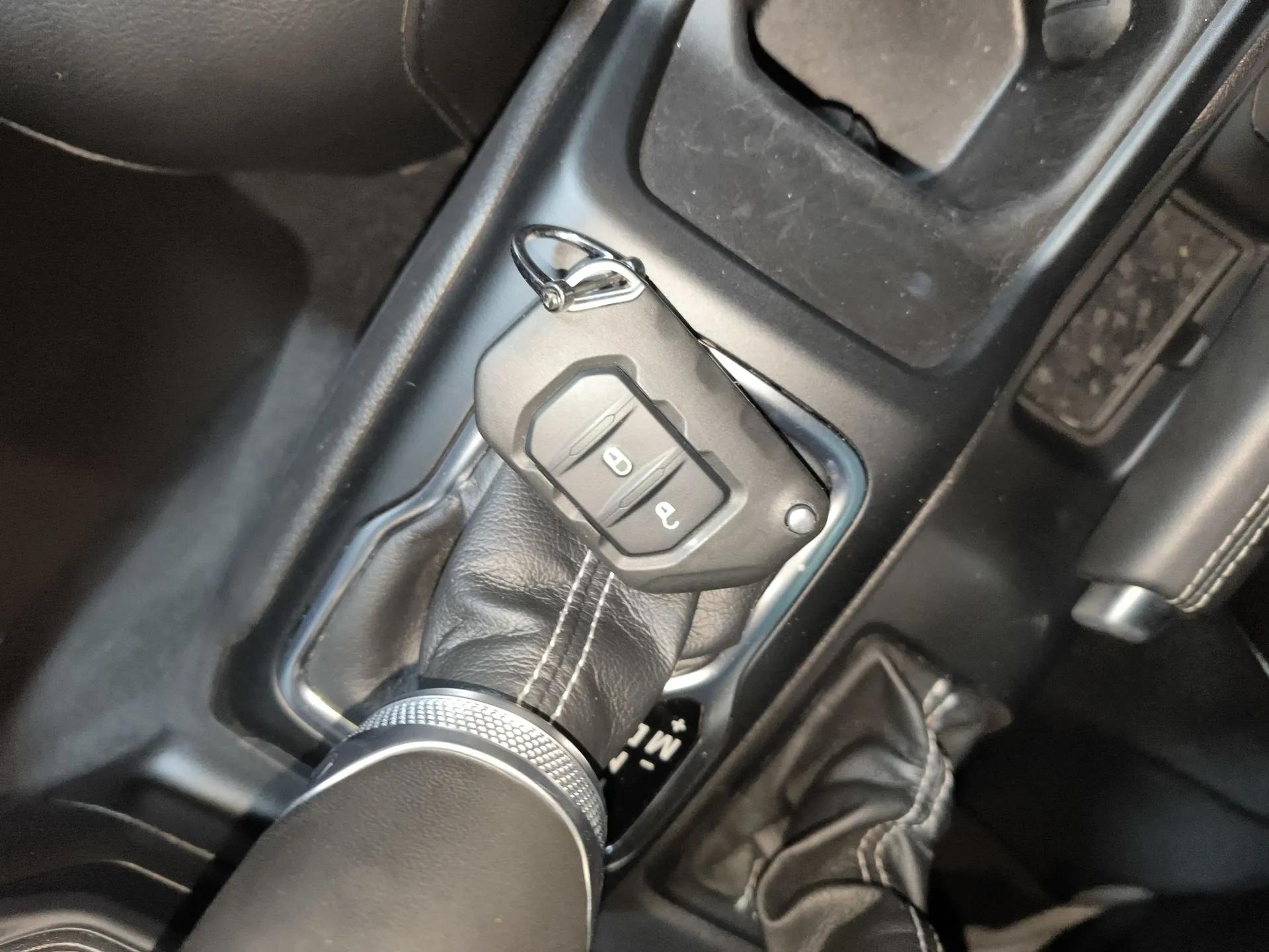 Jeep Gladiator 2022 3.6L Pioneer Edition — миниатюра 19