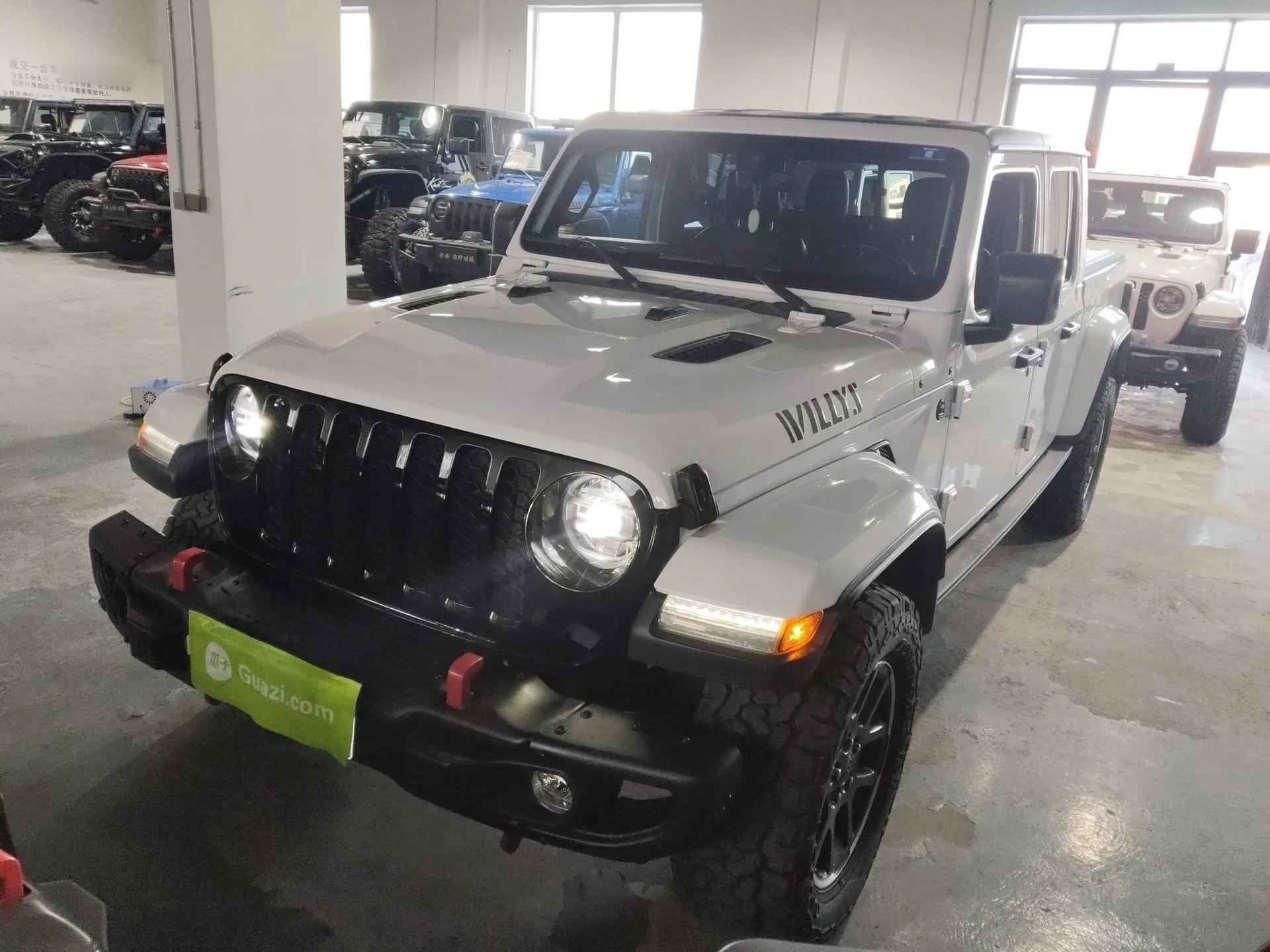 Jeep Gladiator 2022 3.6L Pioneer Edition — миниатюра 1