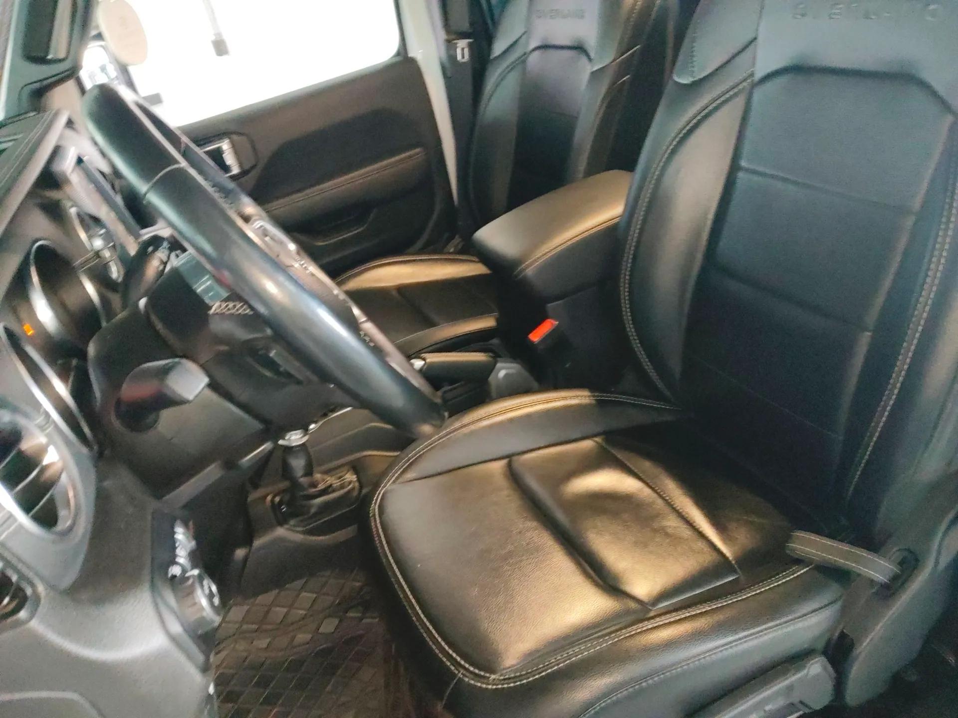 Jeep Gladiator 2022 3.6L Pioneer Edition — миниатюра 16