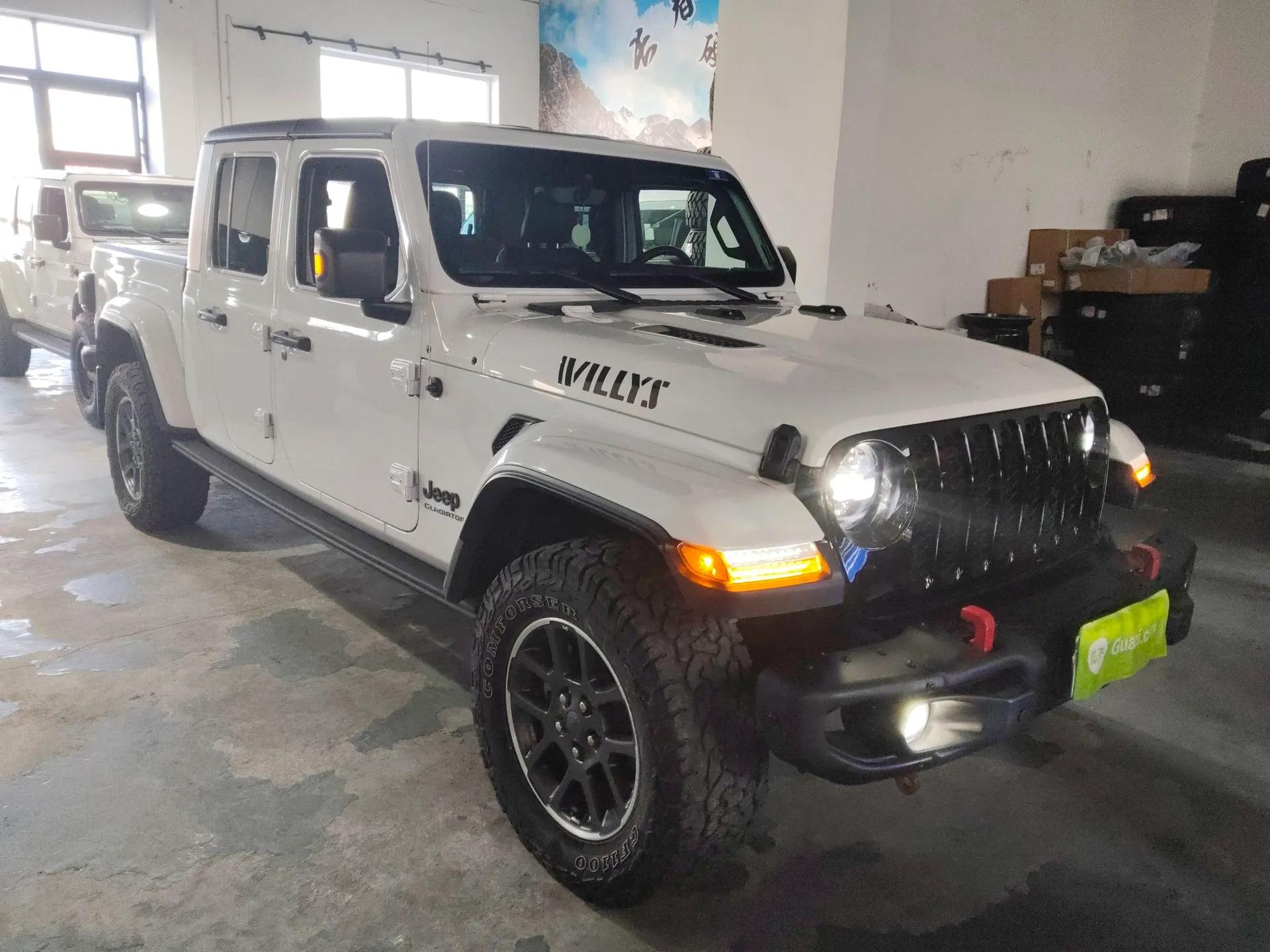 Jeep Gladiator 2022 3.6L Pioneer Edition — миниатюра 4
