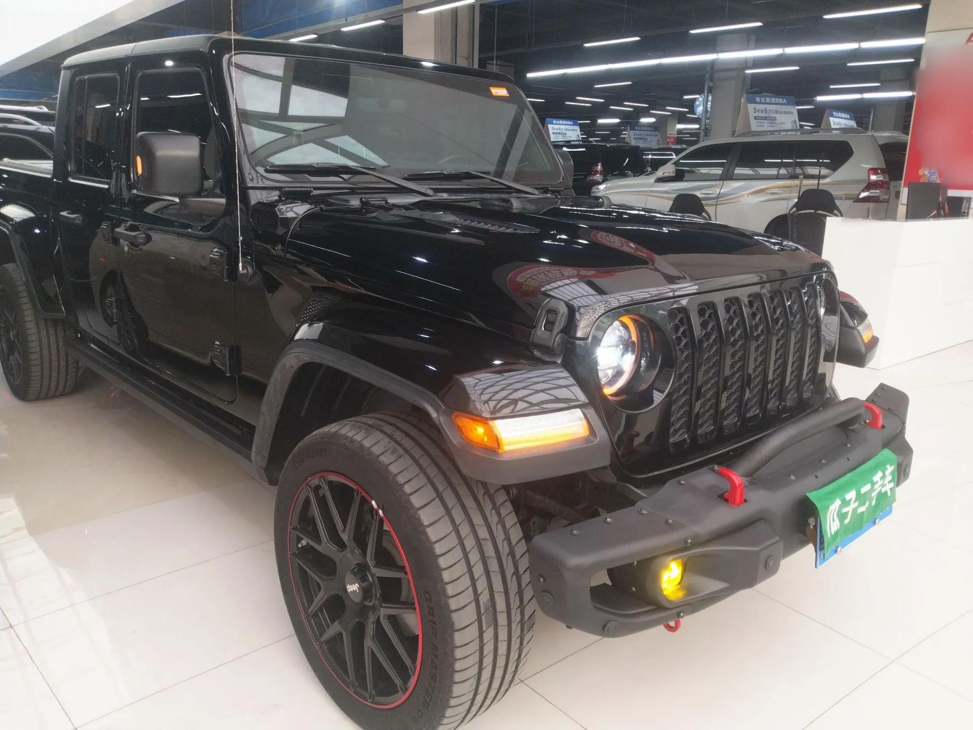 Jeep Gladiator 2022 3.6L Pioneer Edition — миниатюра 4