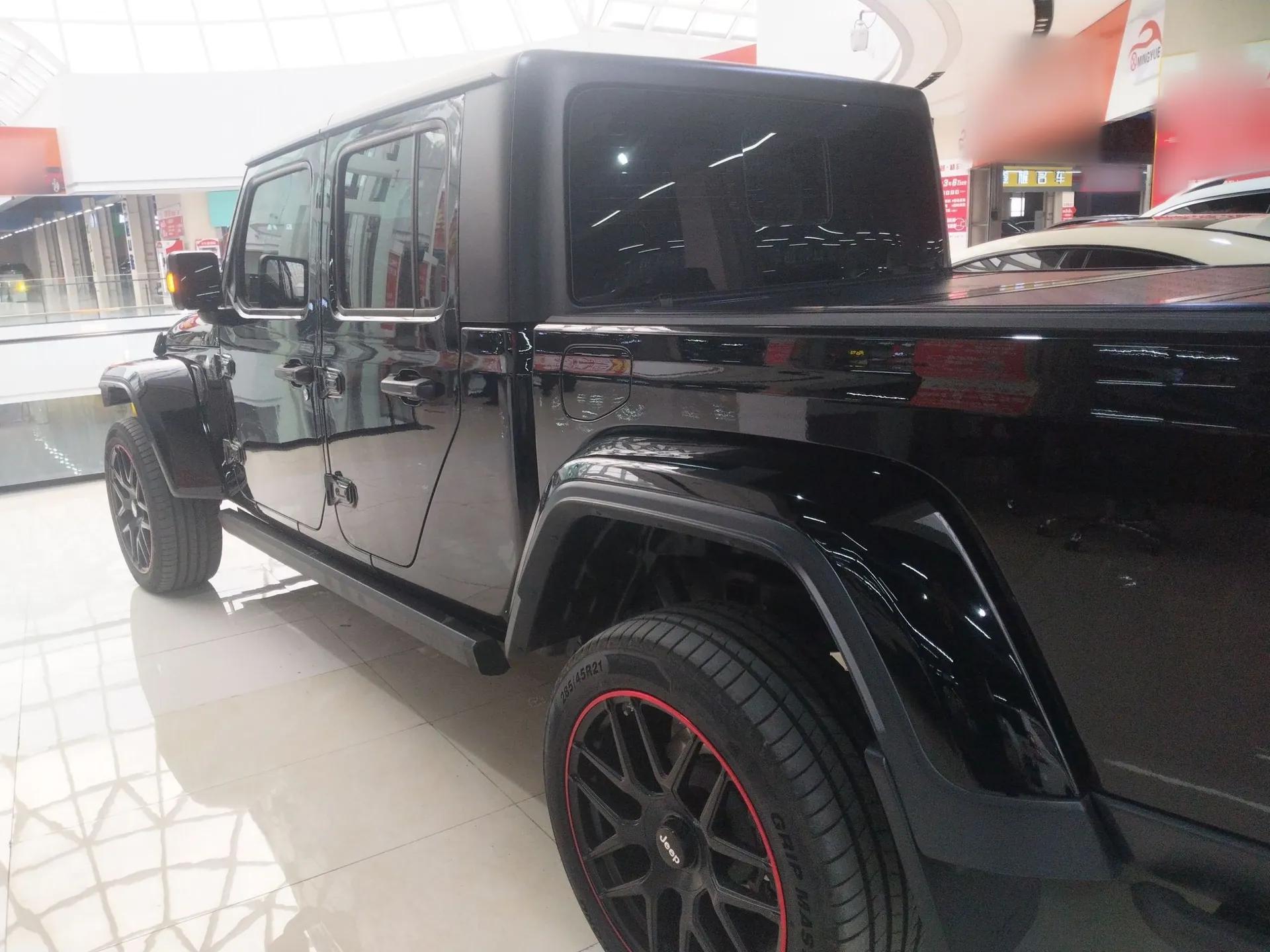 Jeep Gladiator 2022 3.6L Pioneer Edition — миниатюра 5