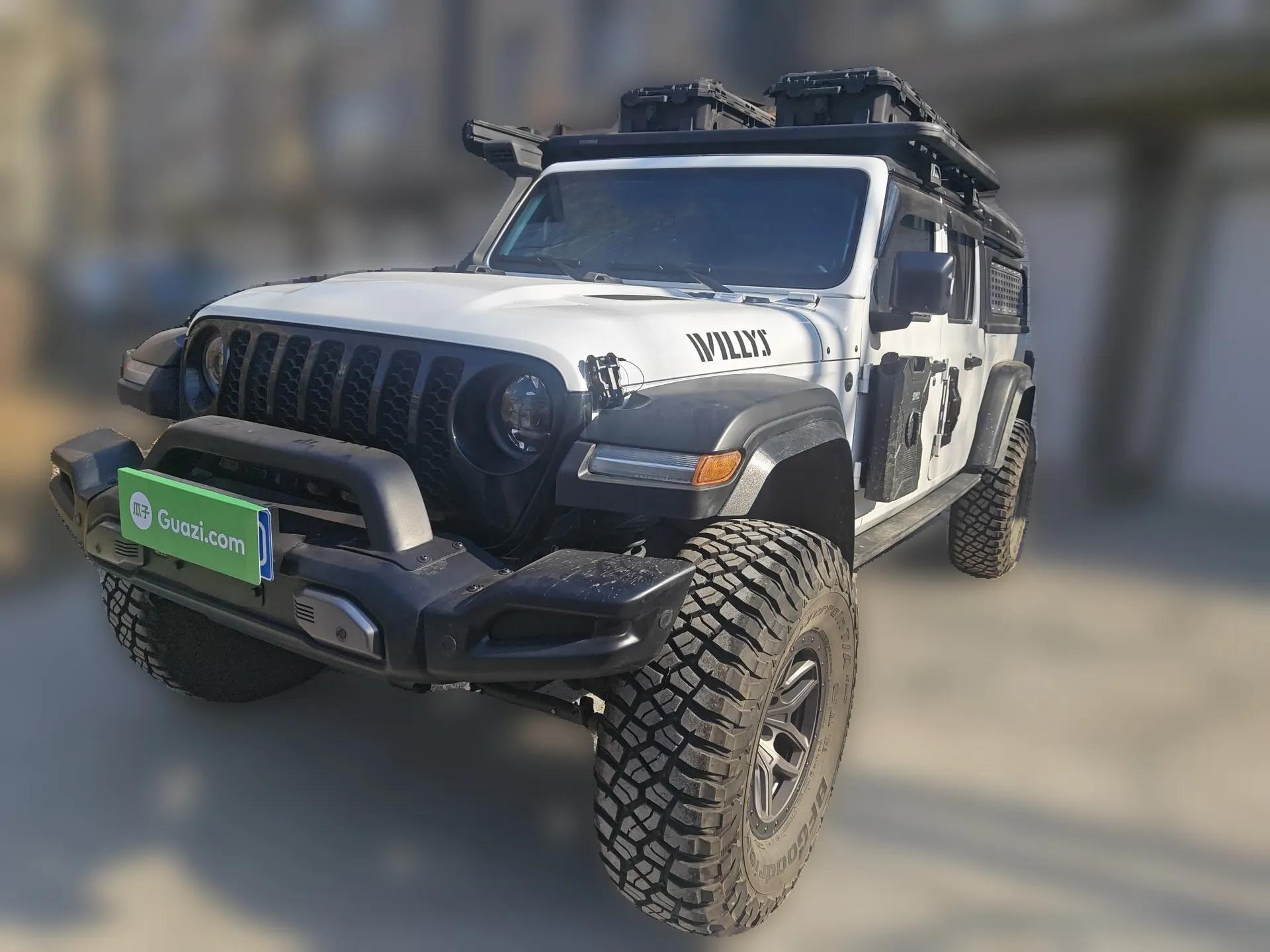 Jeep Gladiator 2024 3.6L Camping Edition — миниатюра 1